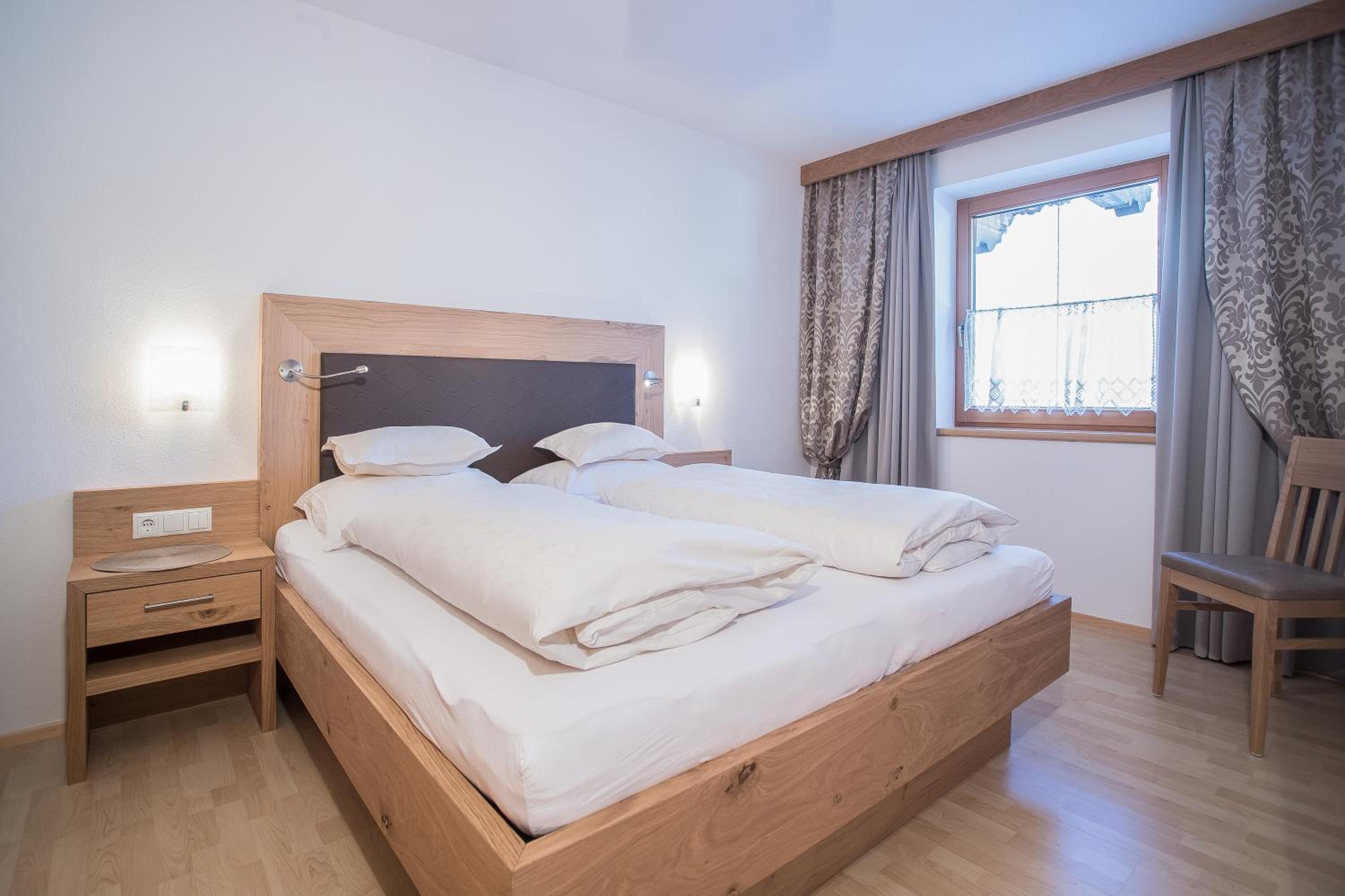Two-Bedroom Apartment (75m2) photo 2