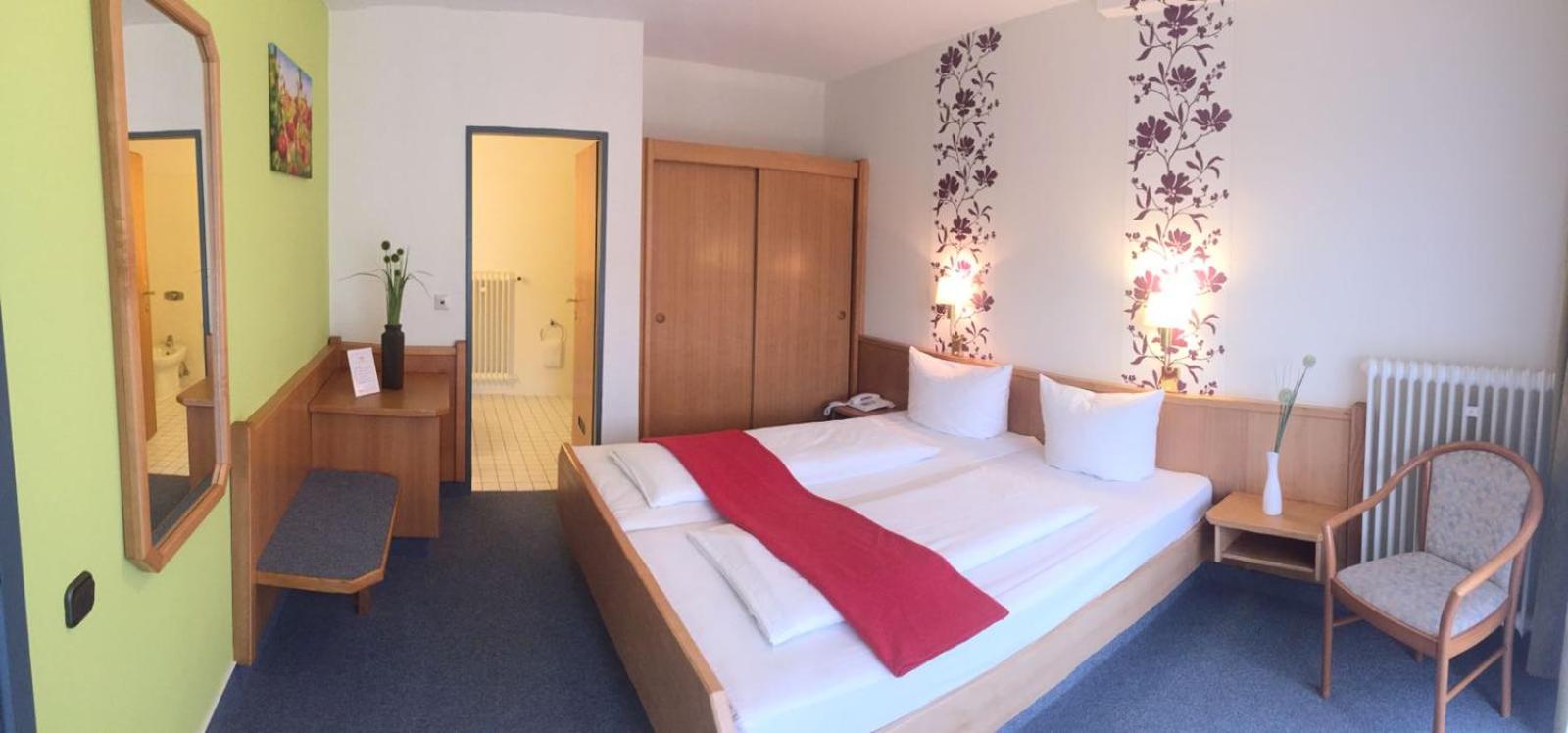 Suite - Photo 2