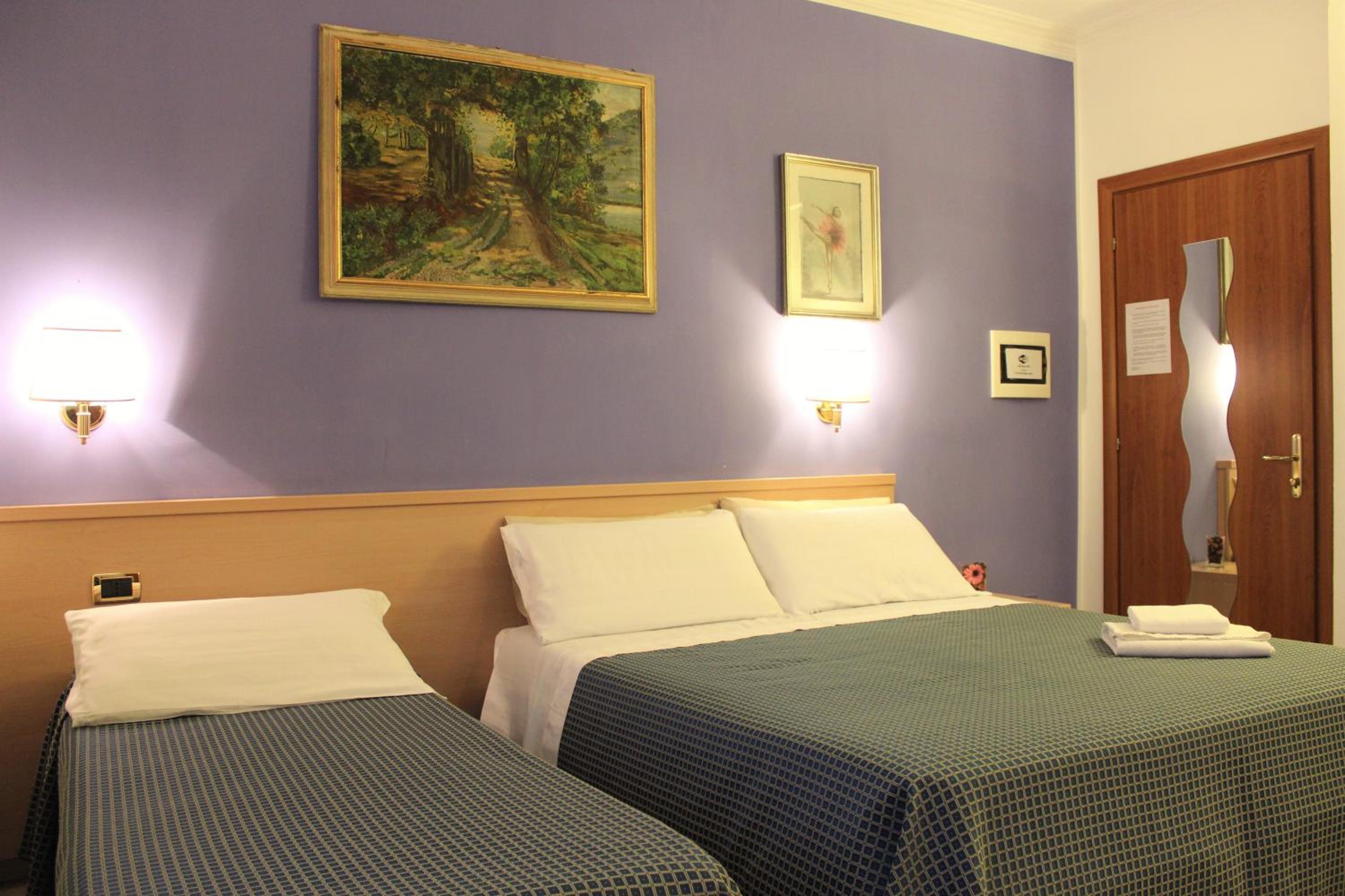 Classic Triple Room