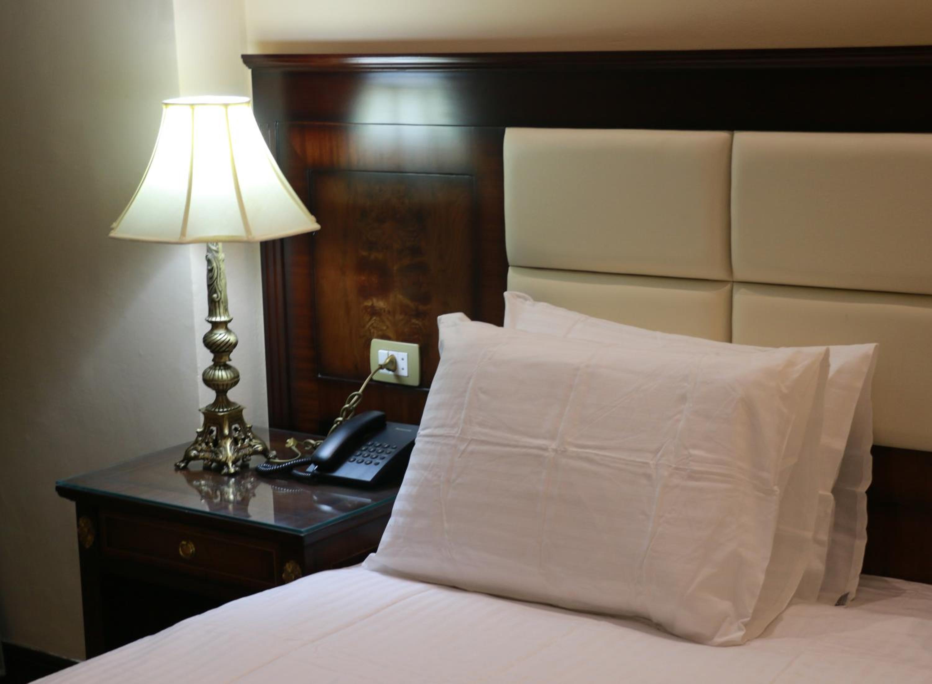 Deluxe King Room photo 3