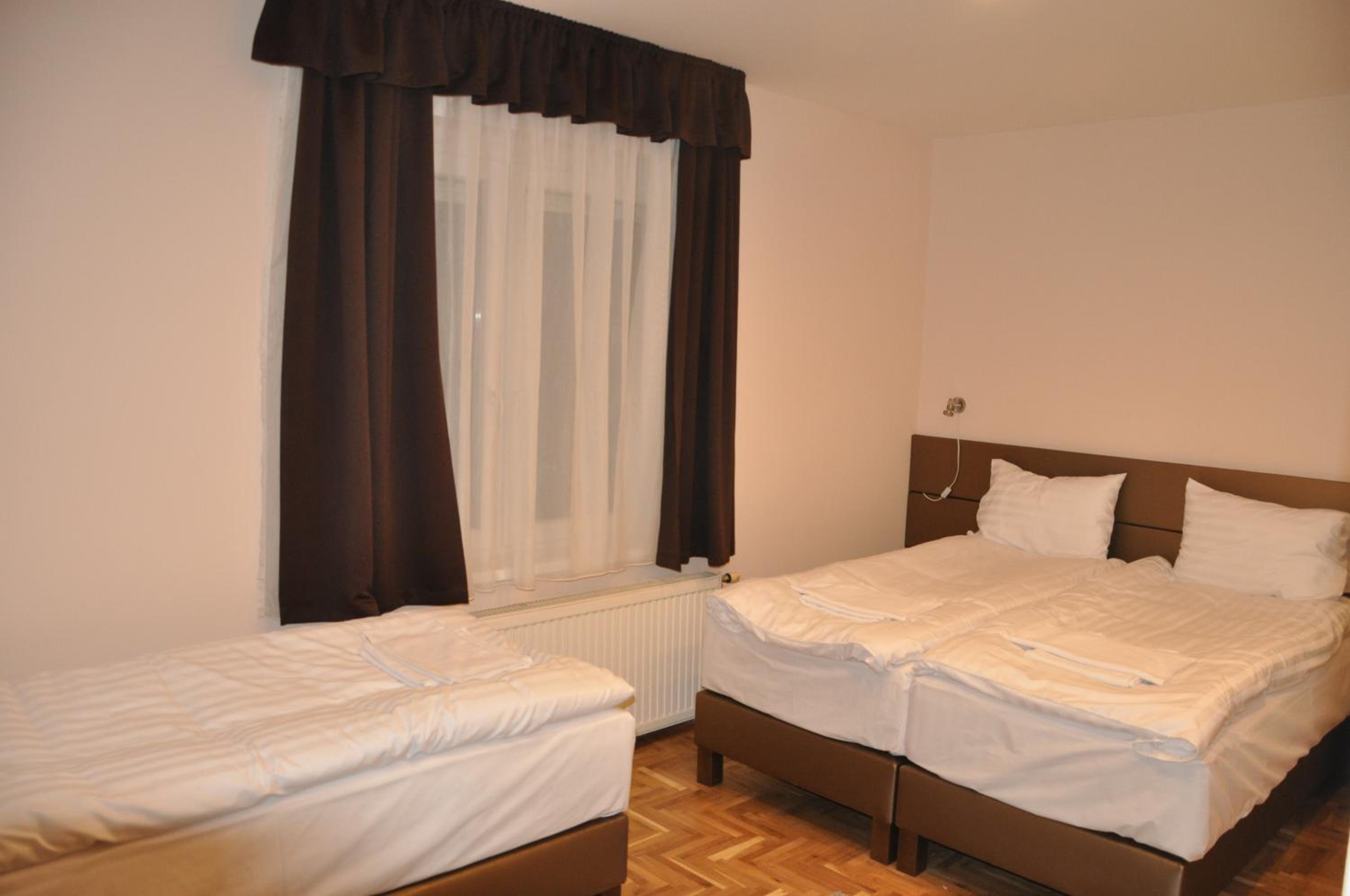 Superior Triple Room - Photo 1
