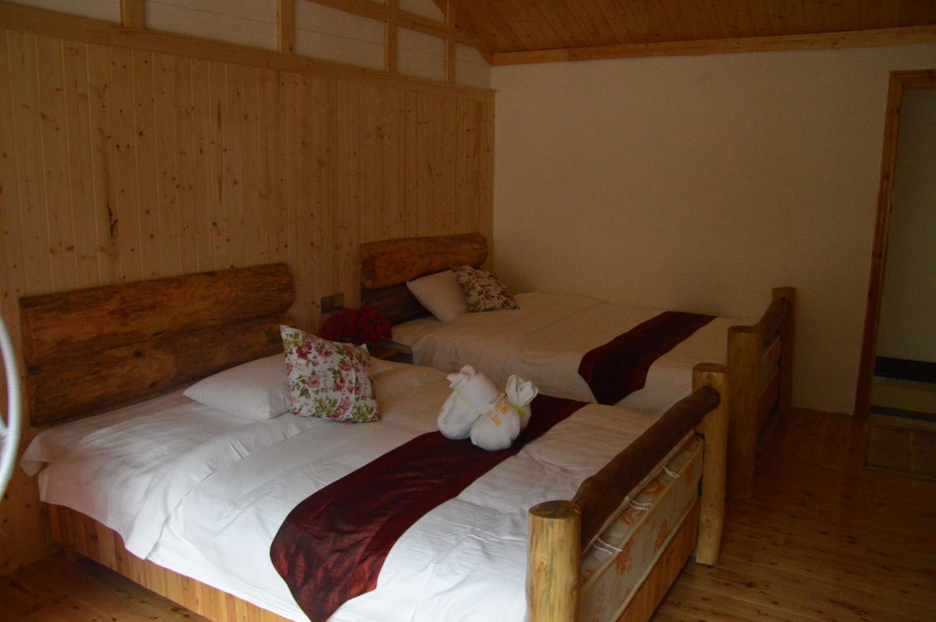 Double or Twin Room with Bathroom photo 3