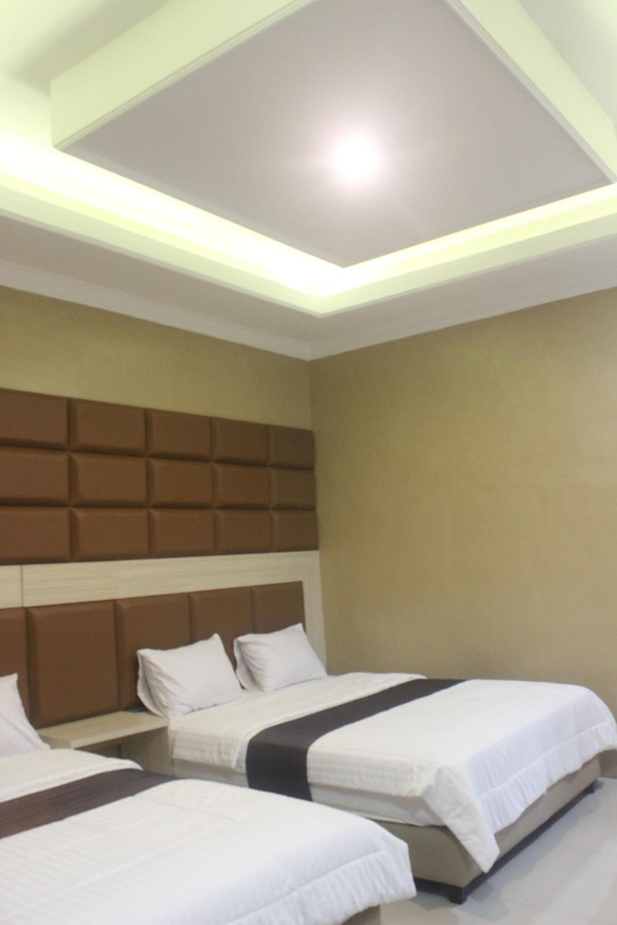 Family Room - Photo 1