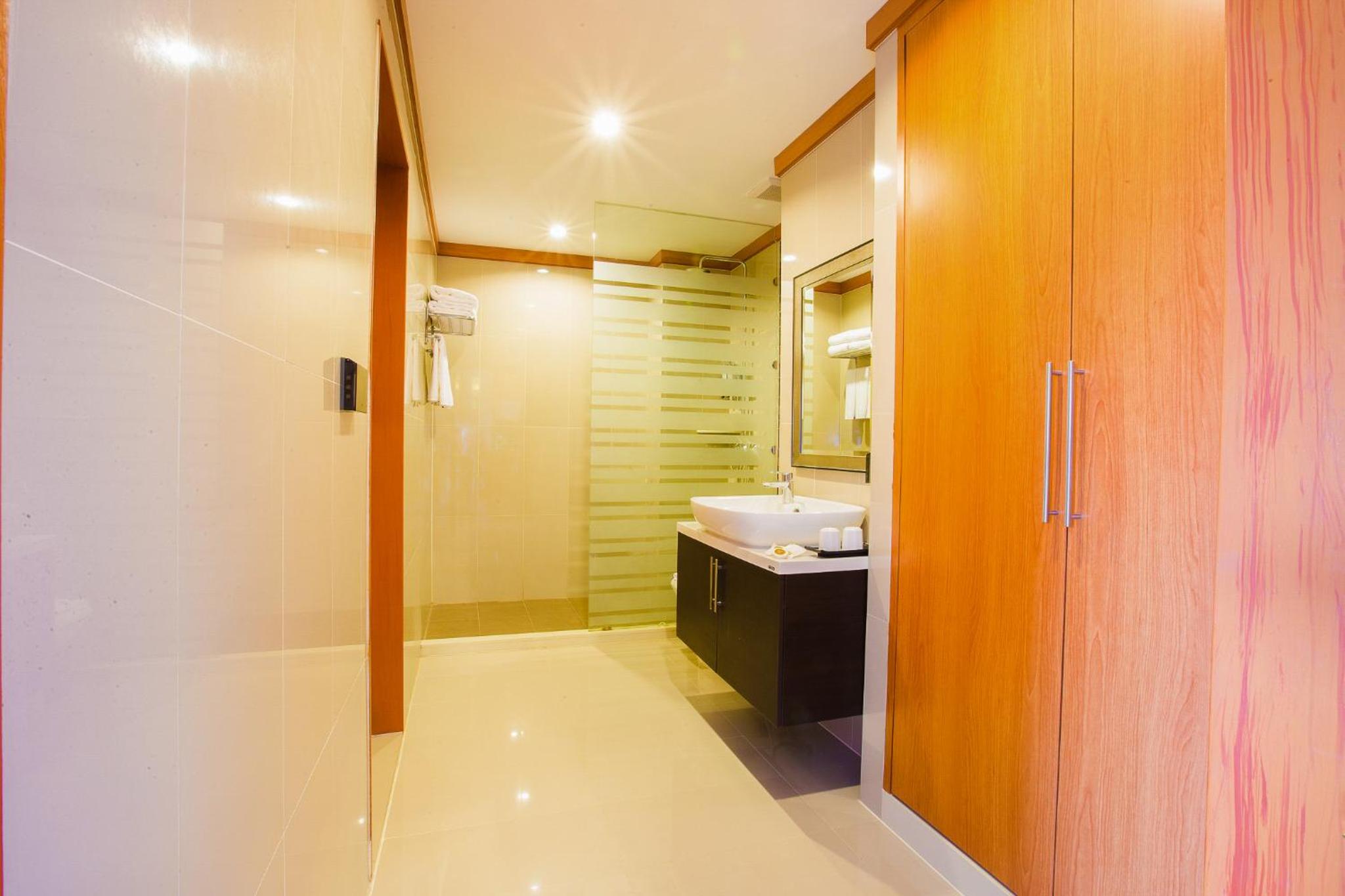Family Suite - Photo 6