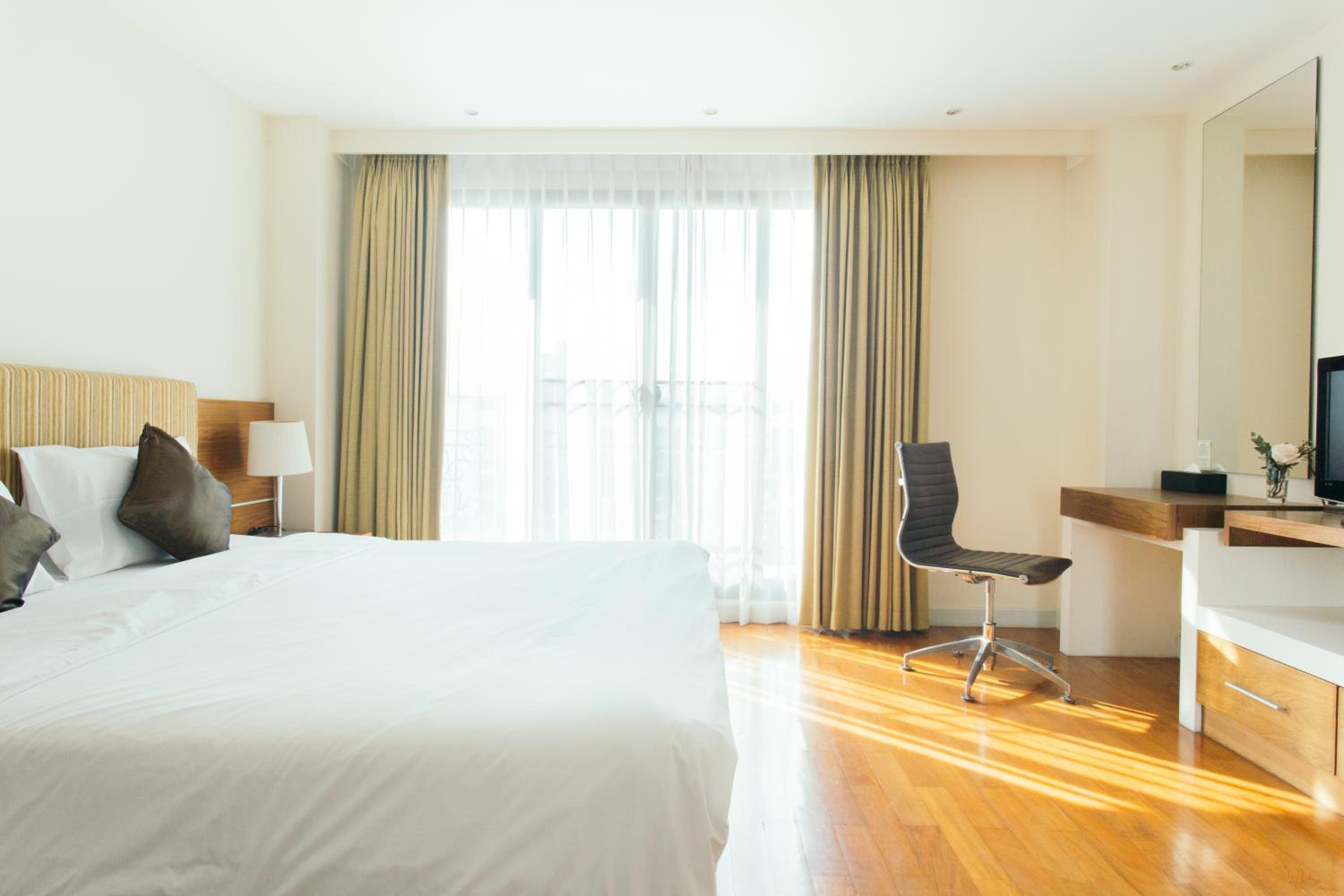 Executive Suite photo 3