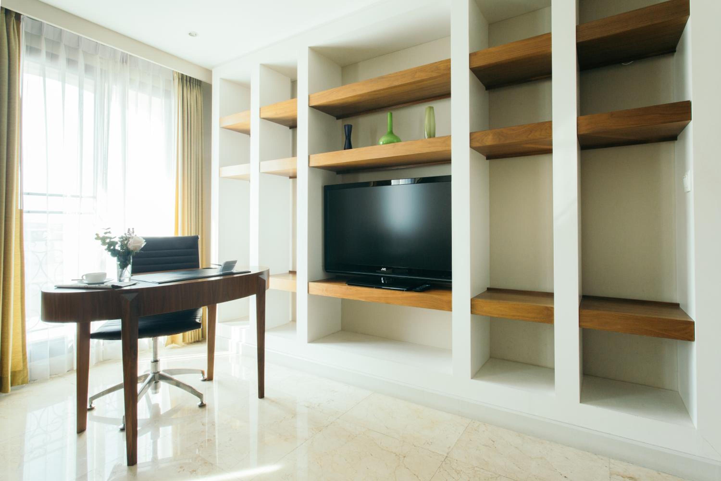 Executive Suite photo 2