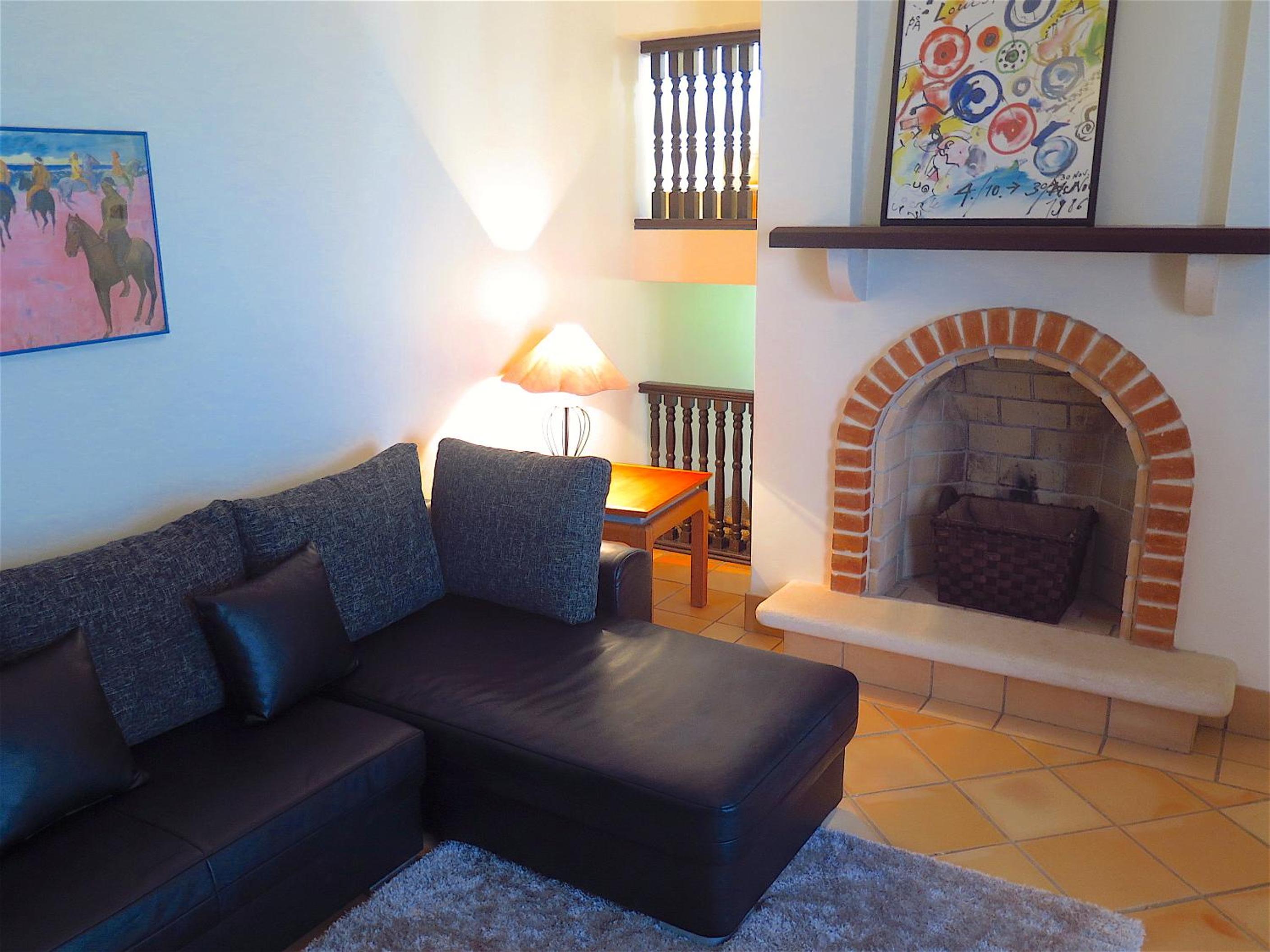 Two-Bedroom Townhouse thumbnail 6