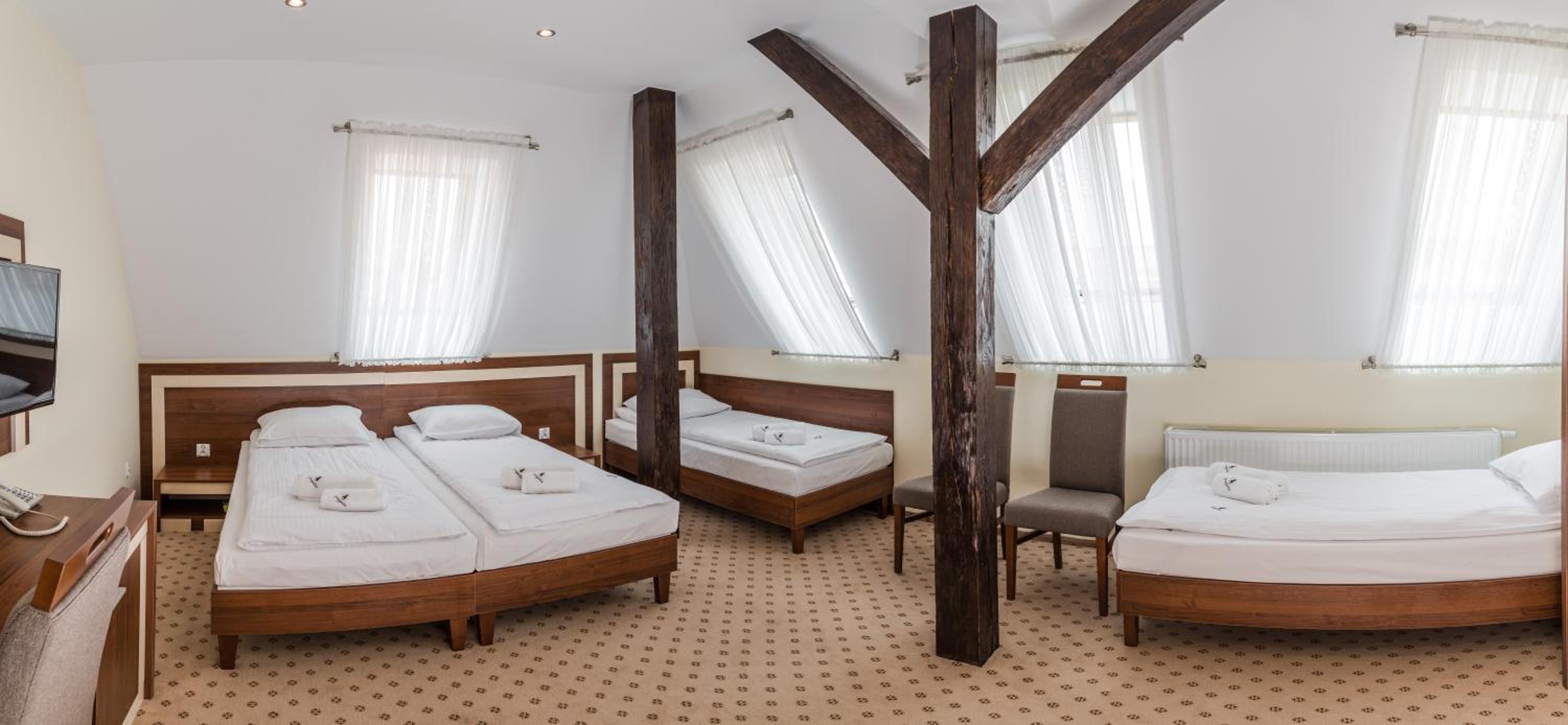 Luxury Quadruple Room photo 2