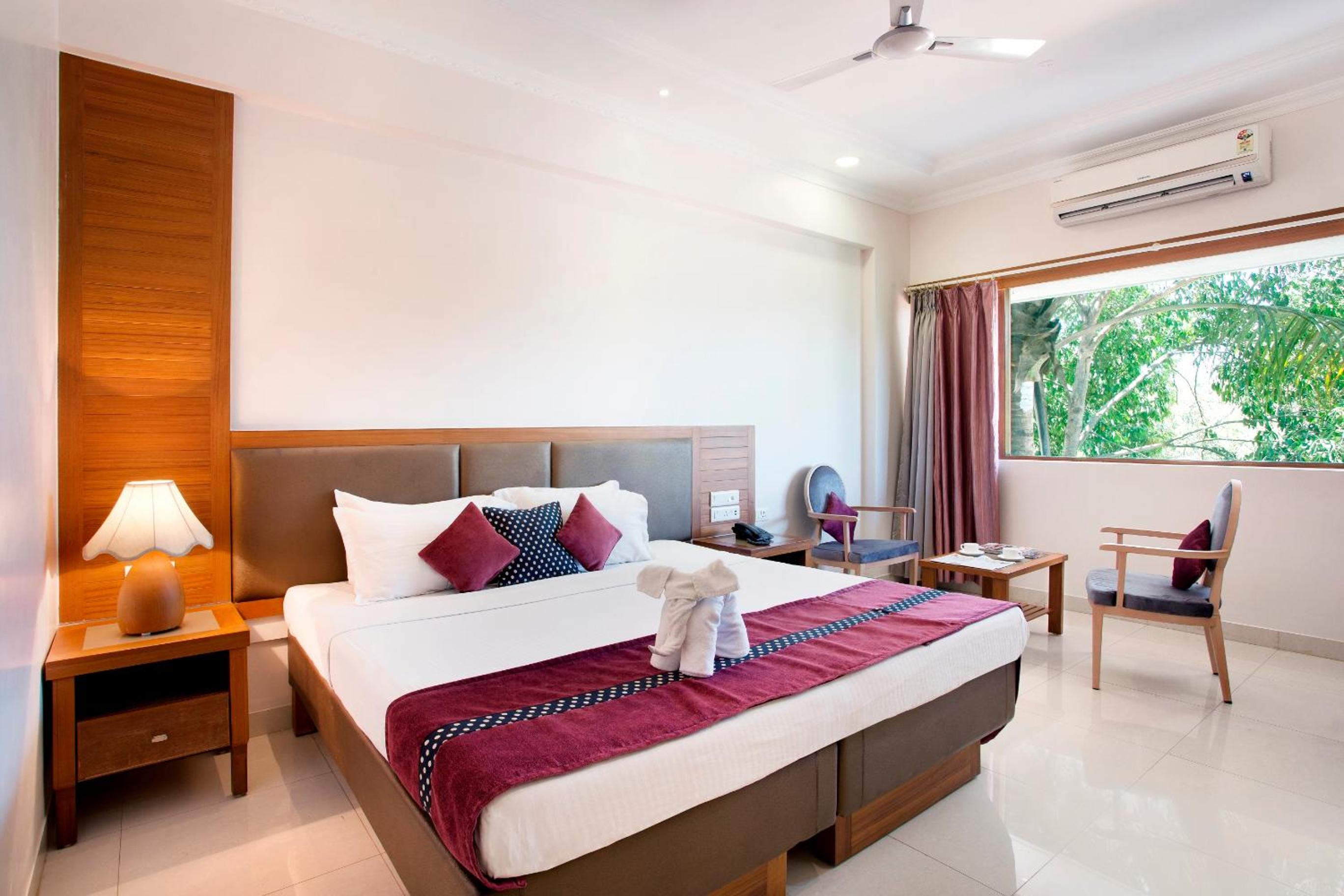 Deluxe Double or Twin Room photo 1