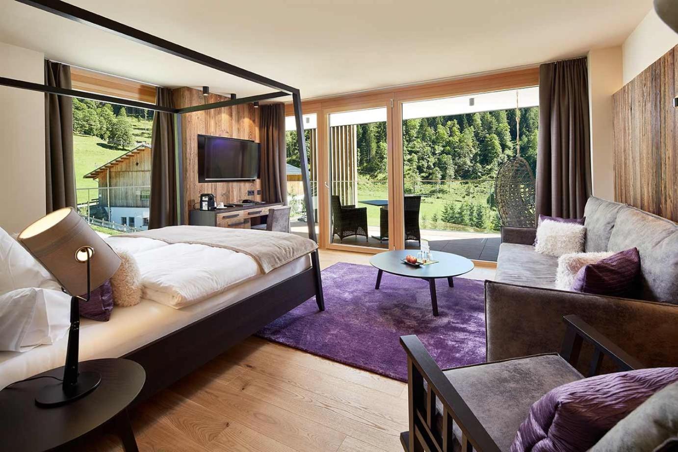 Suite with Balcony photo 1