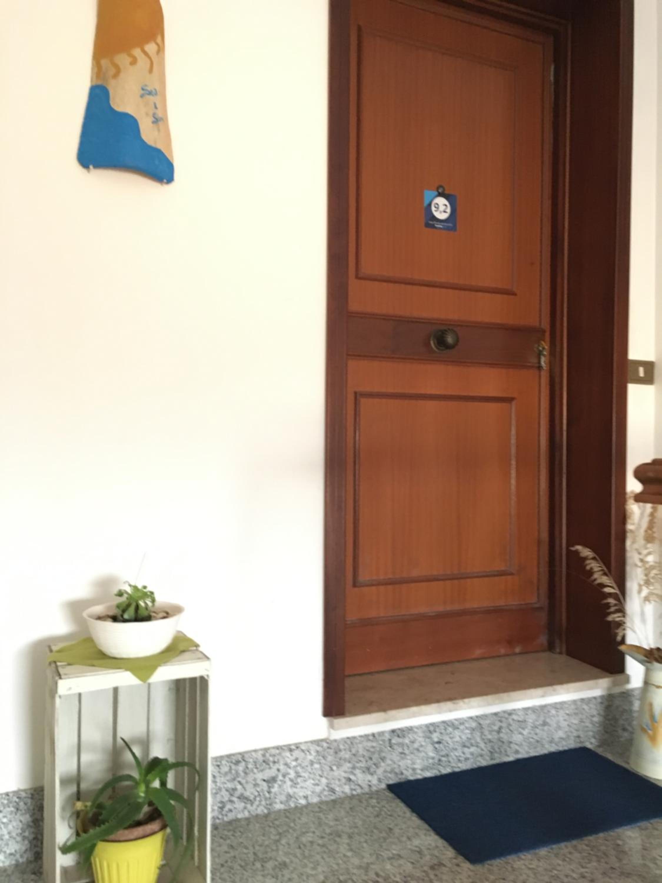 Apartment with Terrace - Photo 15