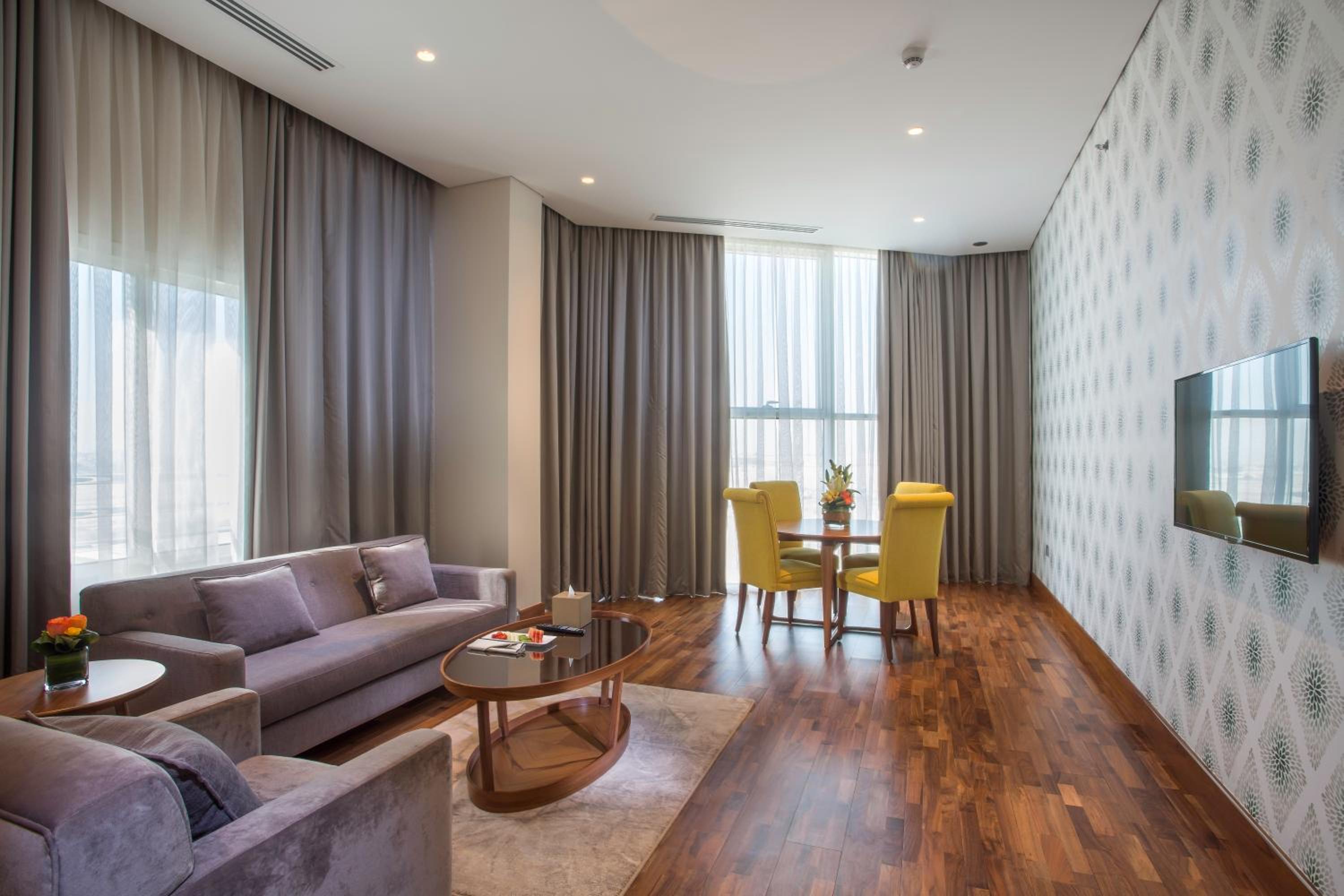 Executive Suite photo 3