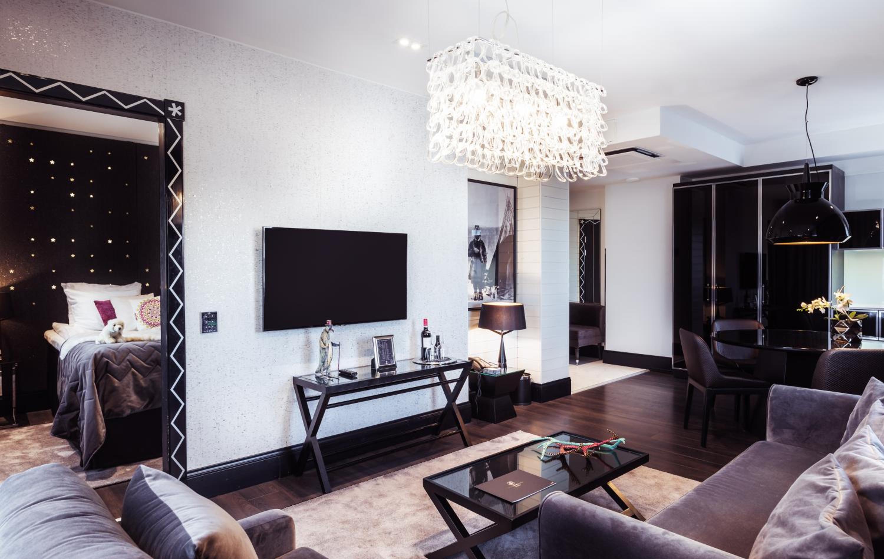 Polar Family Room
