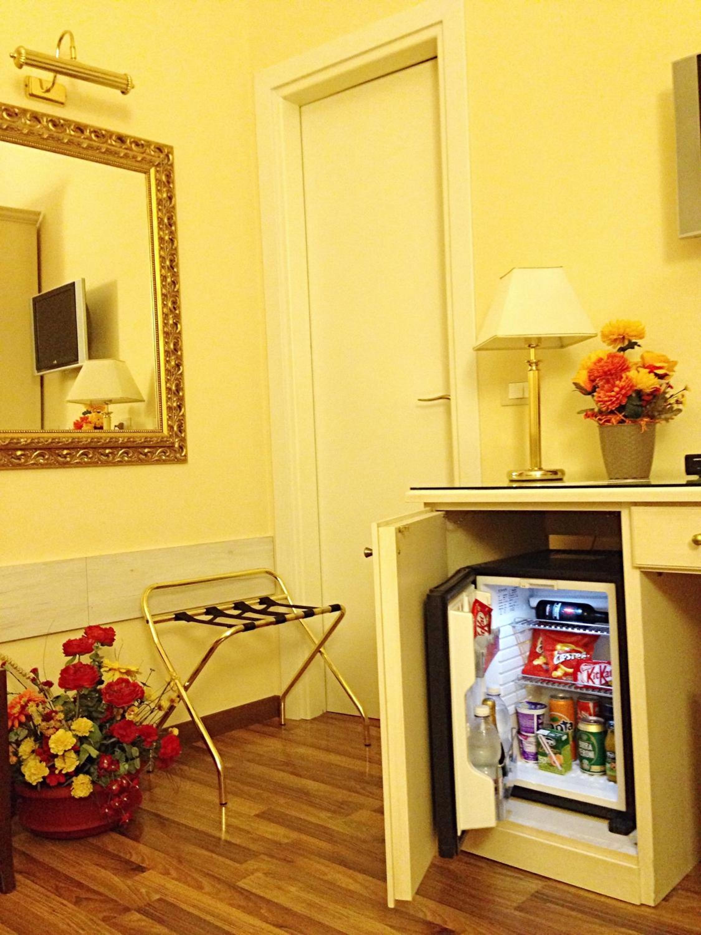 Double or Twin Room photo 3