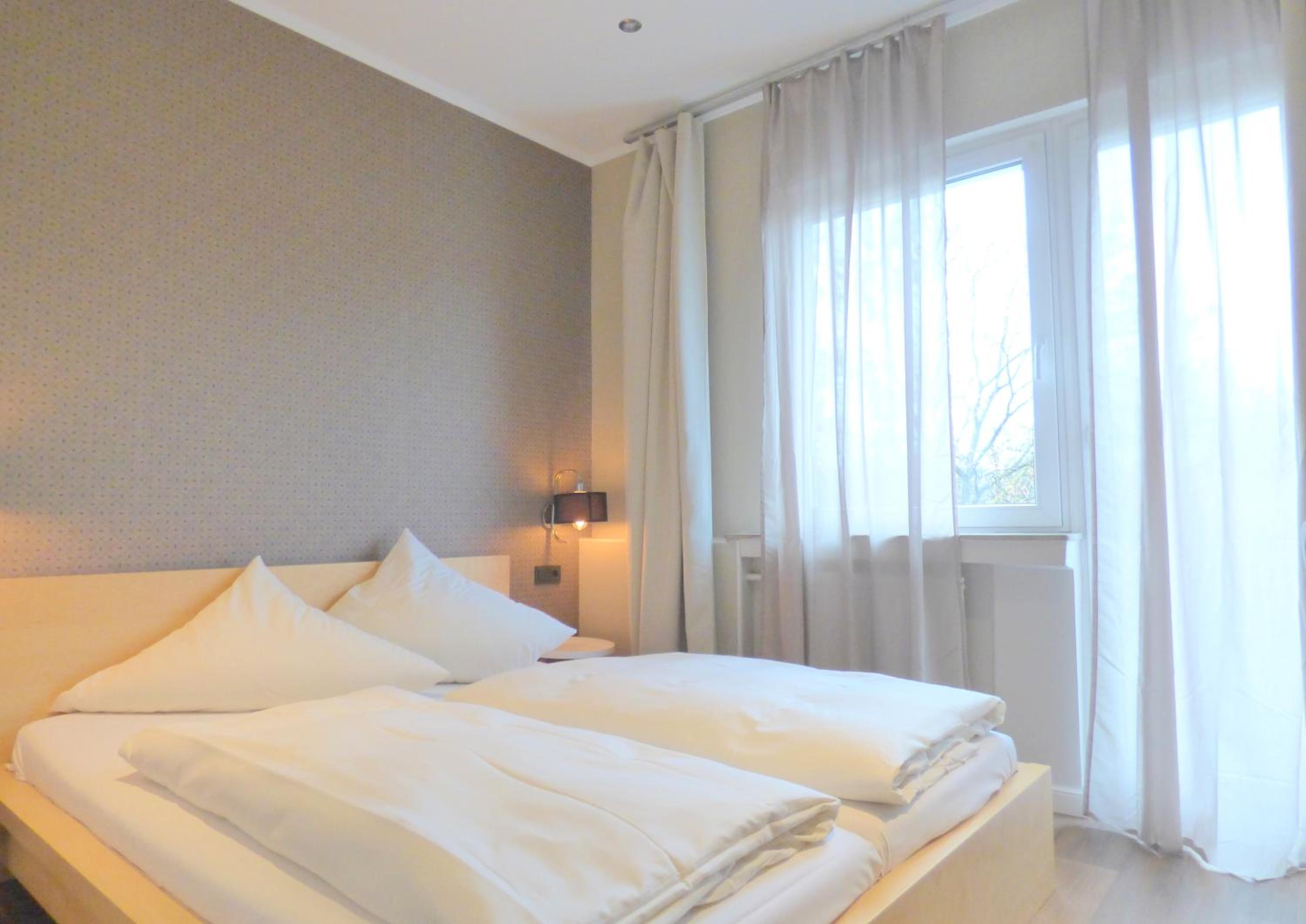 Double Room - Photo 5