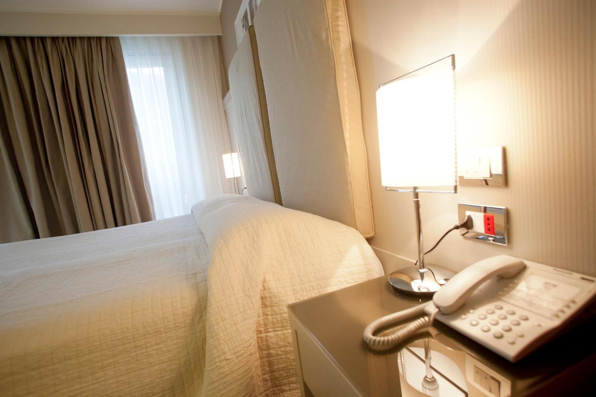 Superior Double or Twin Room - Photo 4