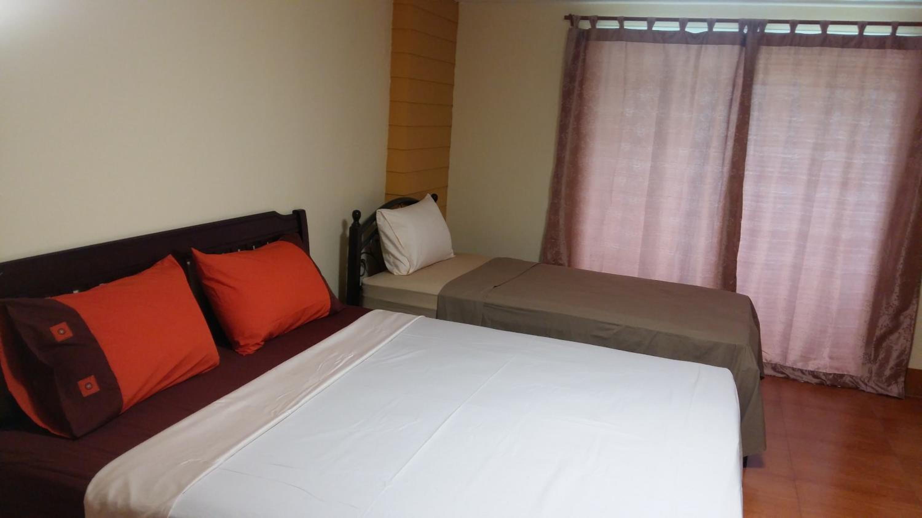 Comfort Triple Room photo 2