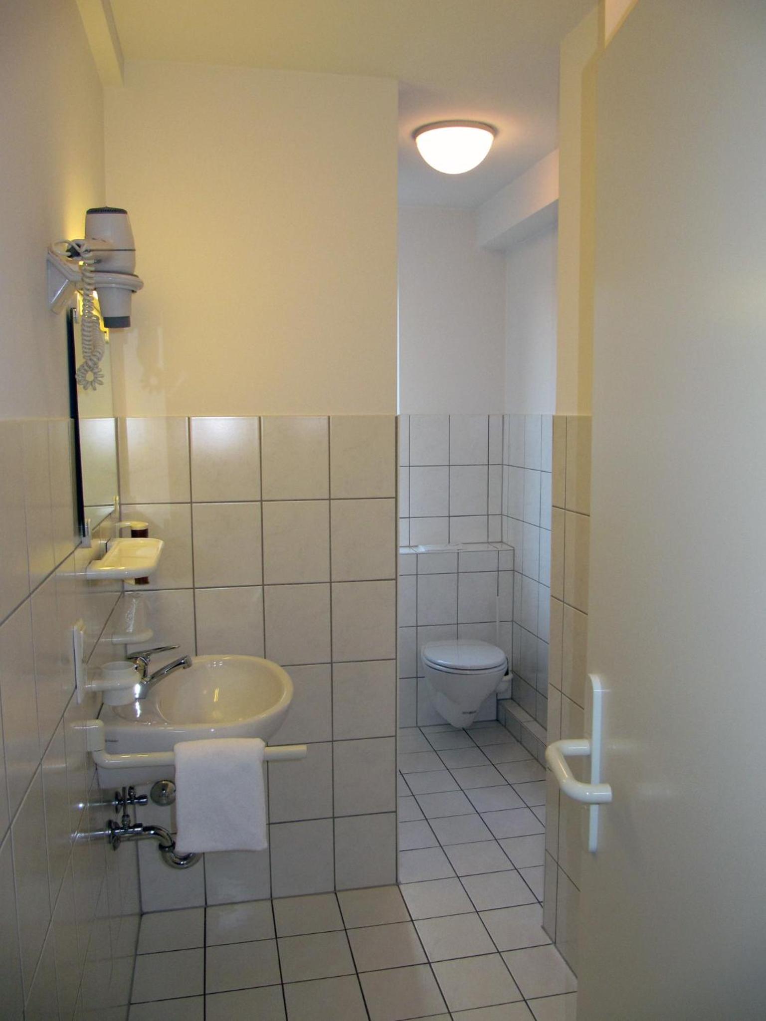 Double Room - Photo 4
