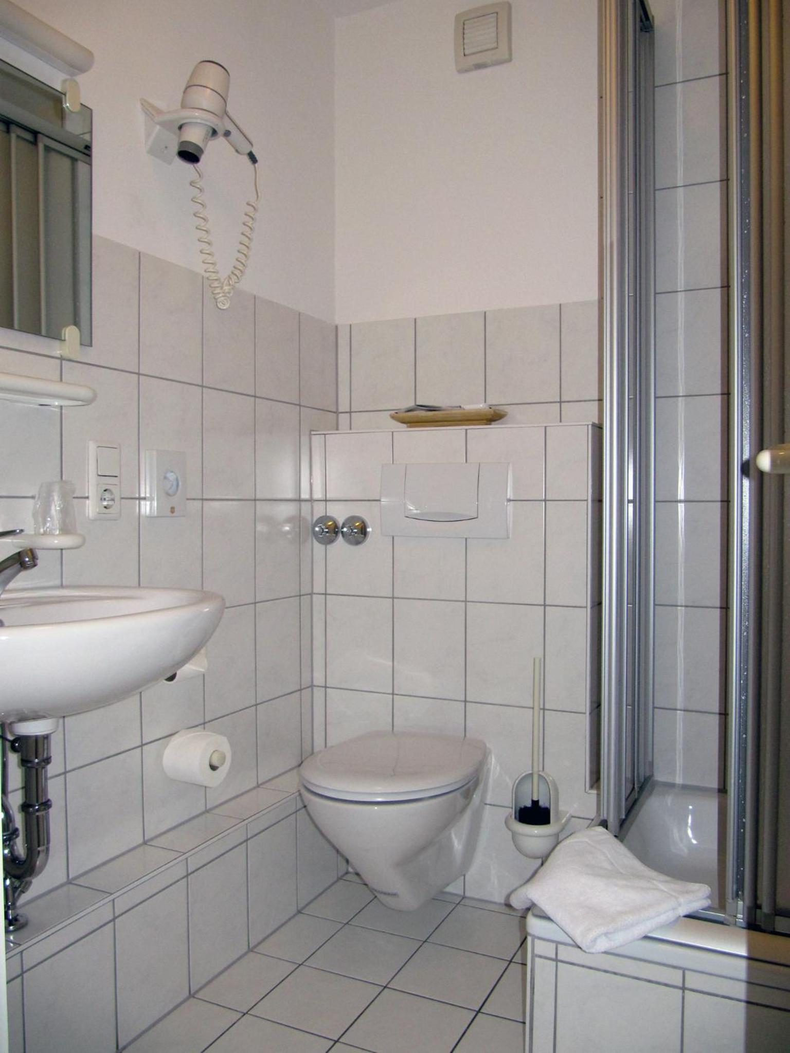 Double Room - Photo 2