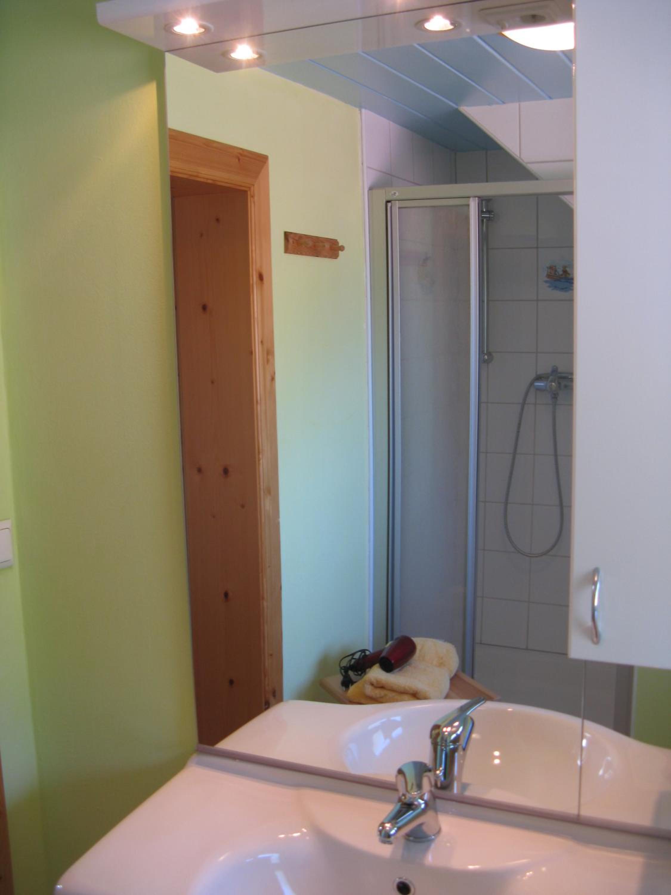 Two-Bedroom Apartment with Balcony photo 2