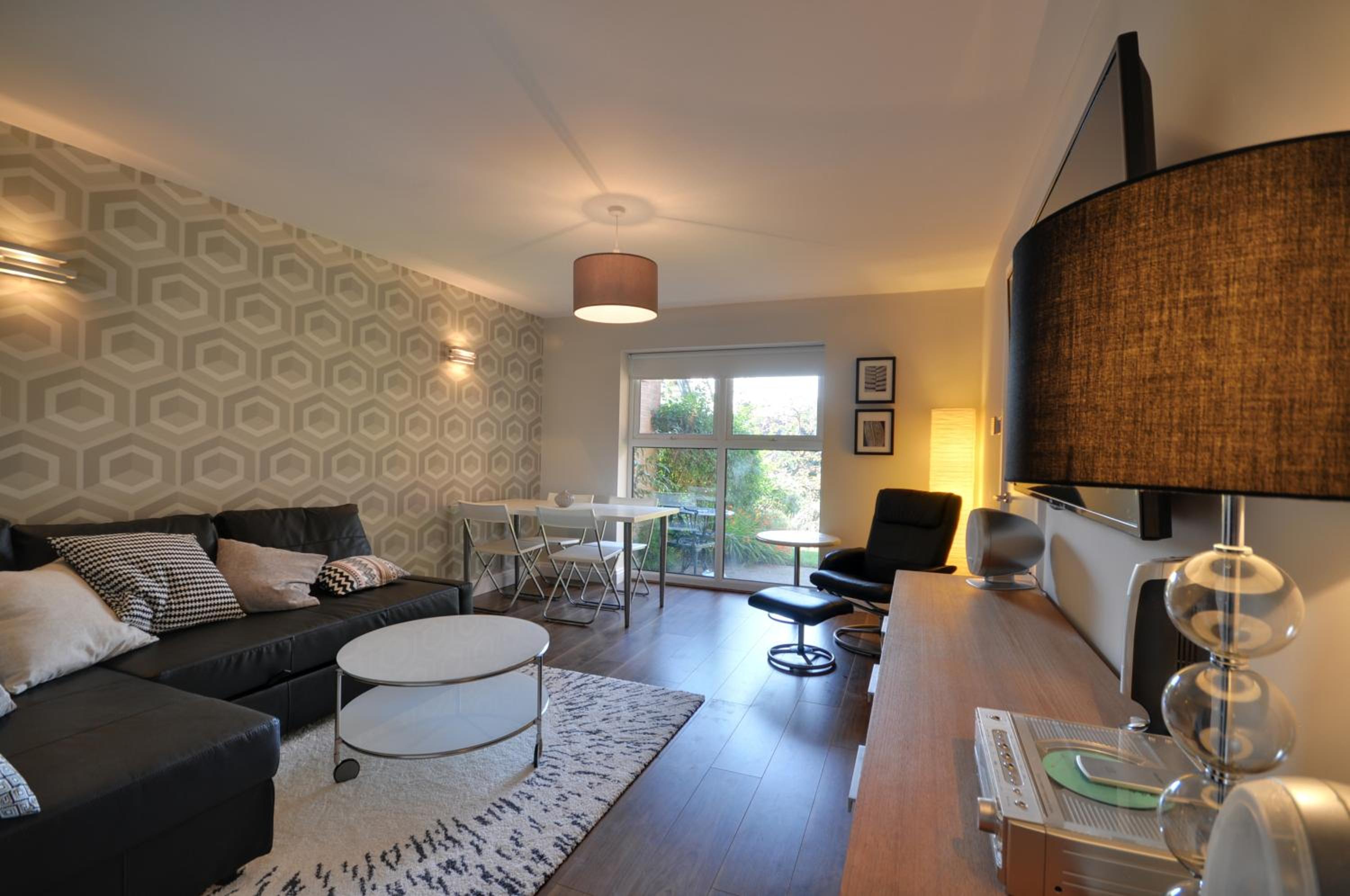 Apartment with Garden View - Photo 1