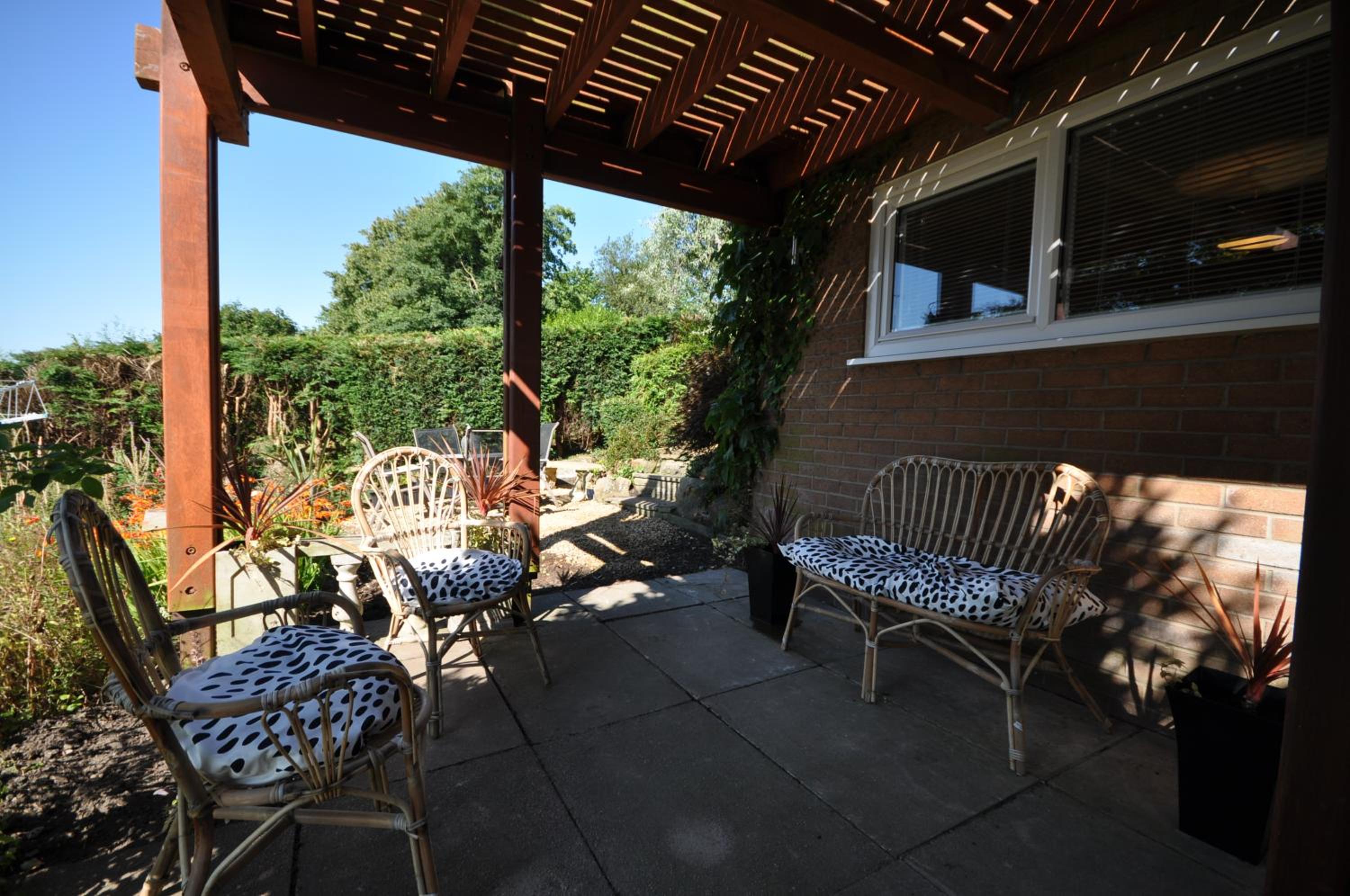 Apartment with Garden View - Photo 12