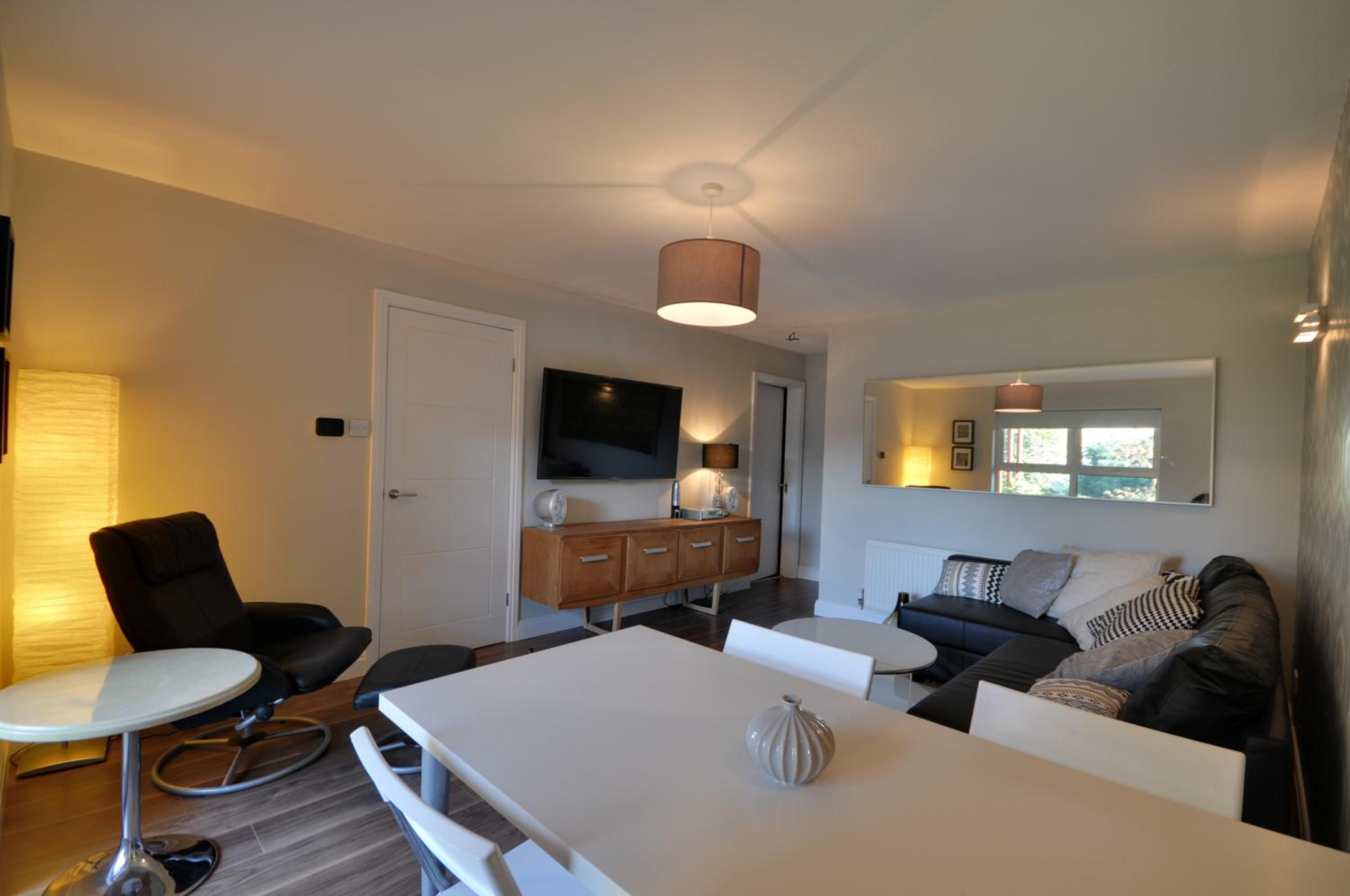 Apartment with Garden View - Photo 13