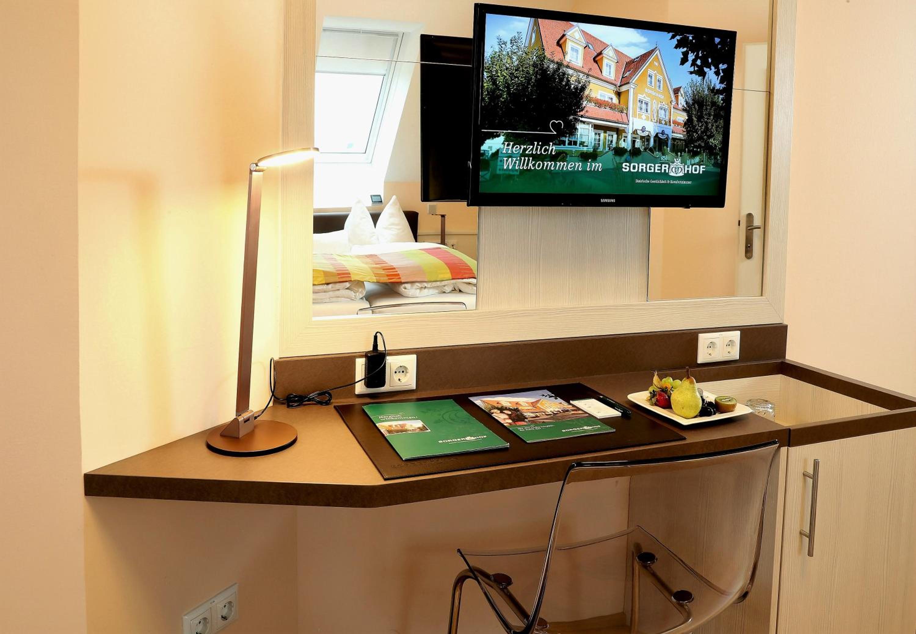 Double or Twin Room - Photo 5