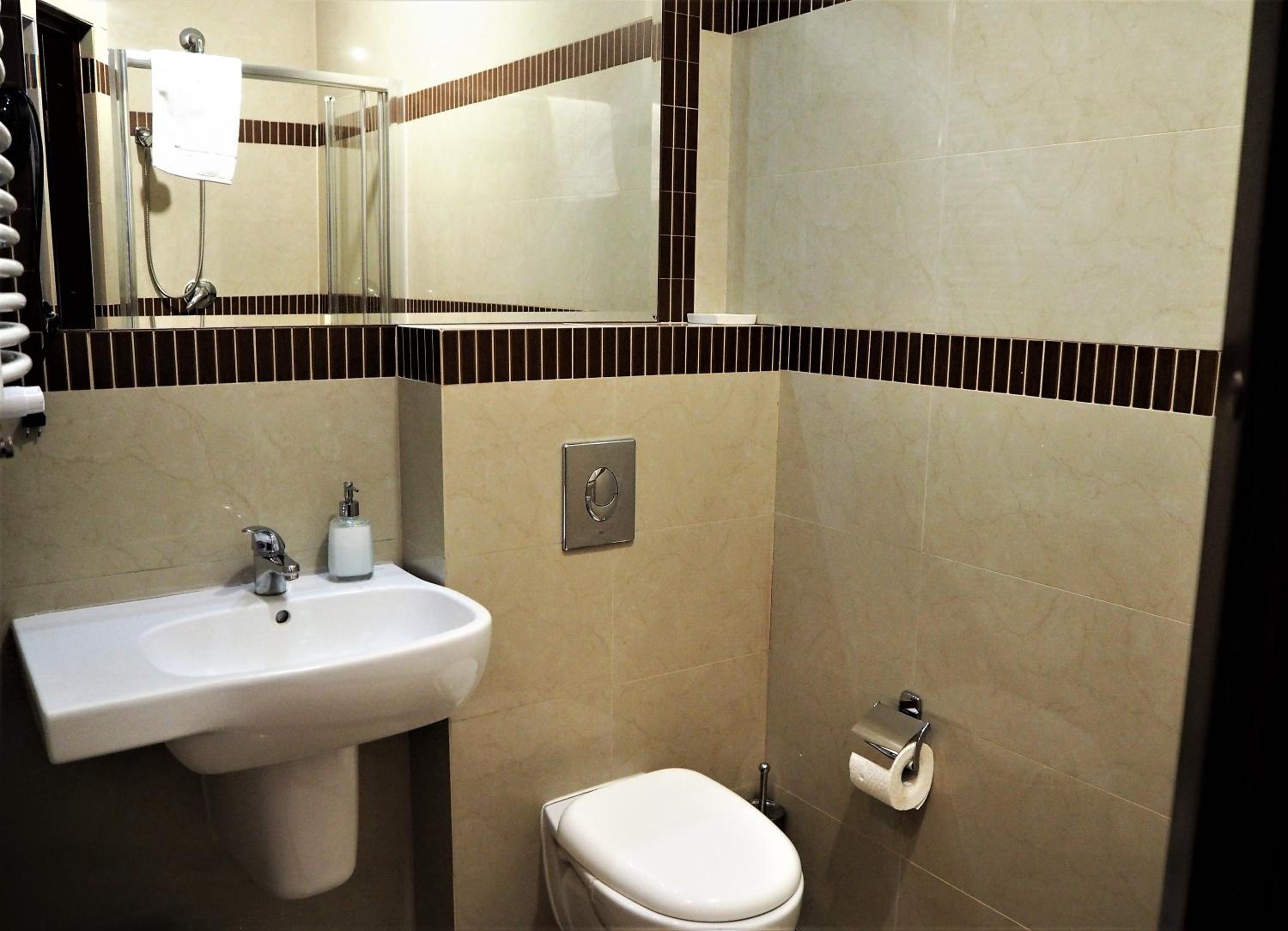 Classic Single Room with Shower photo 3