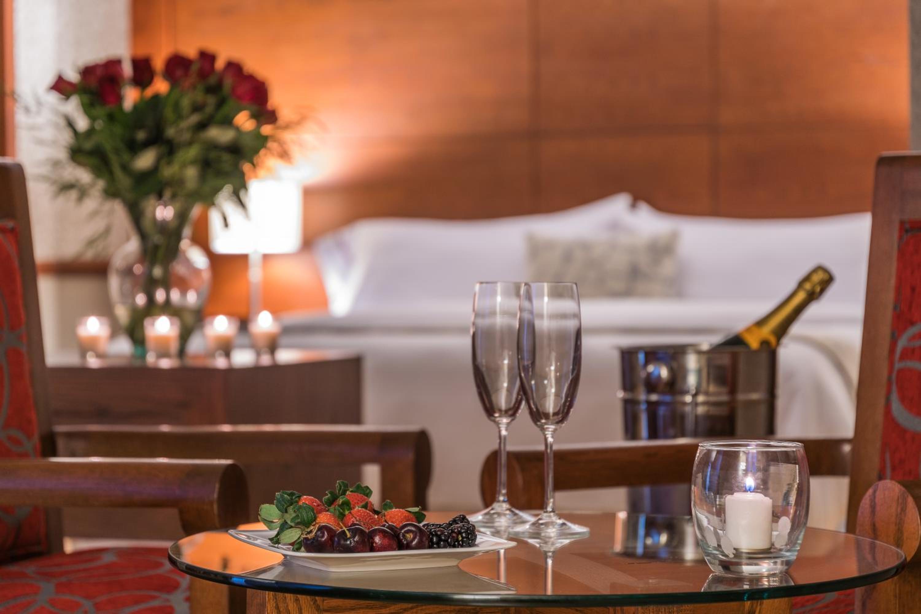 Superior Suite - Photo 5