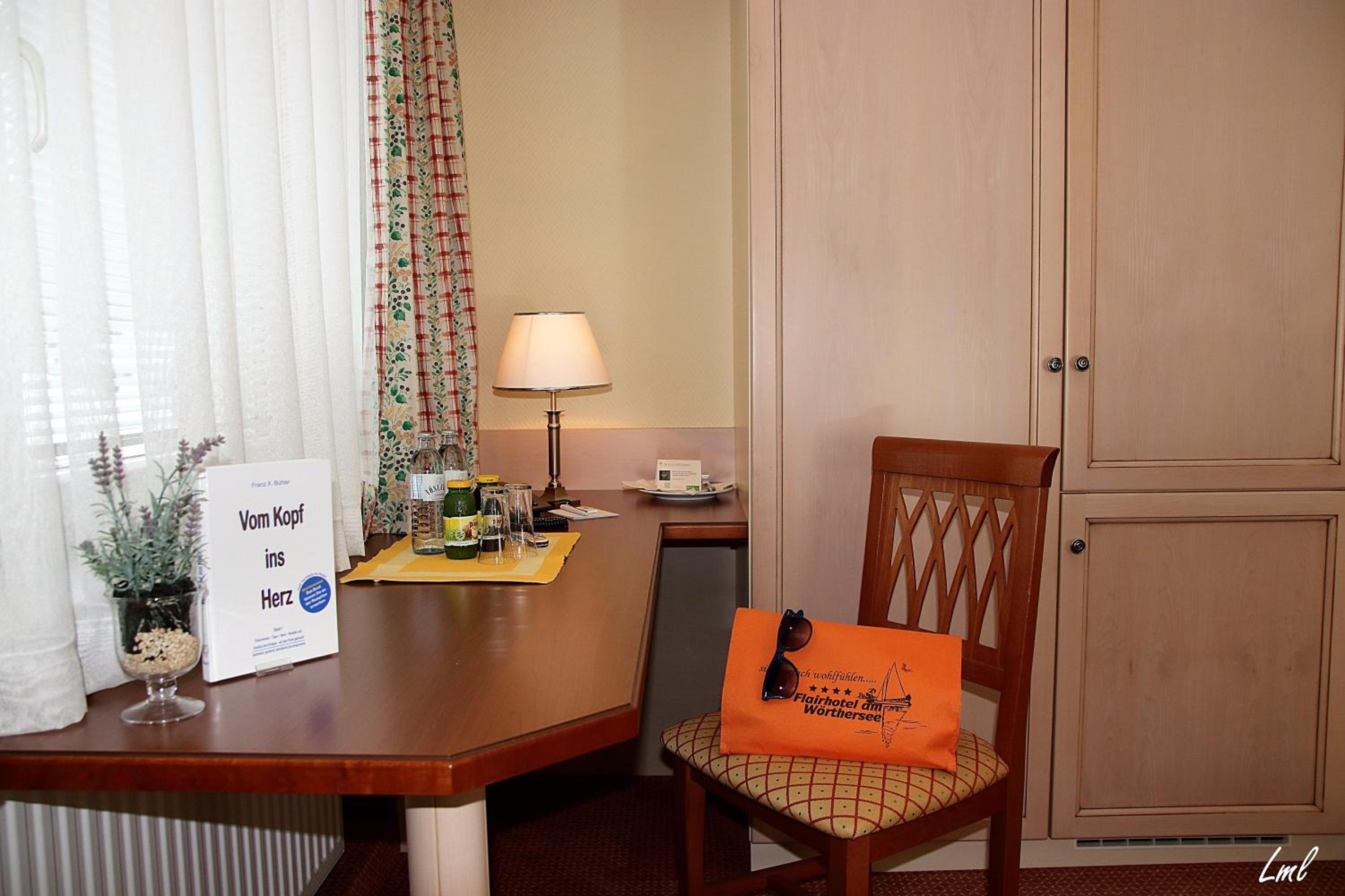 Double Room with Garden View - Photo 7
