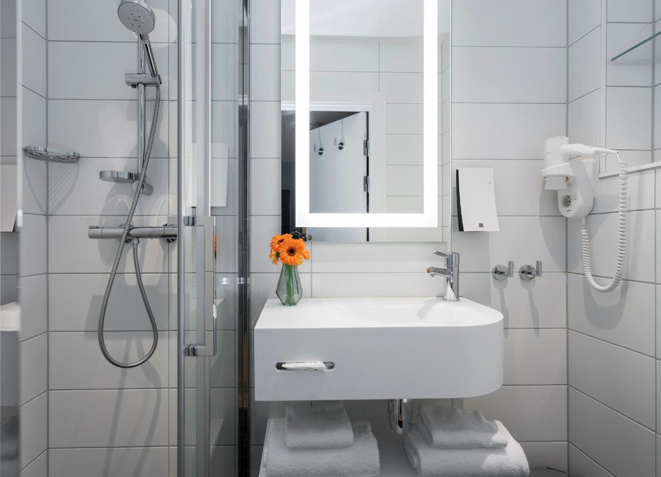 Small Single Room