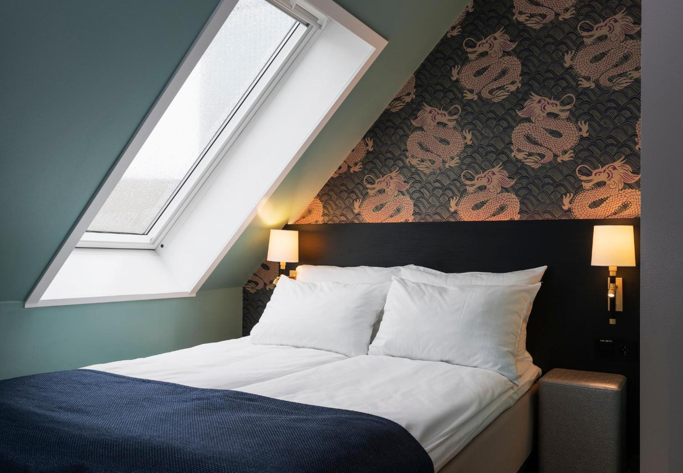 Standard Double Room - Photo 7
