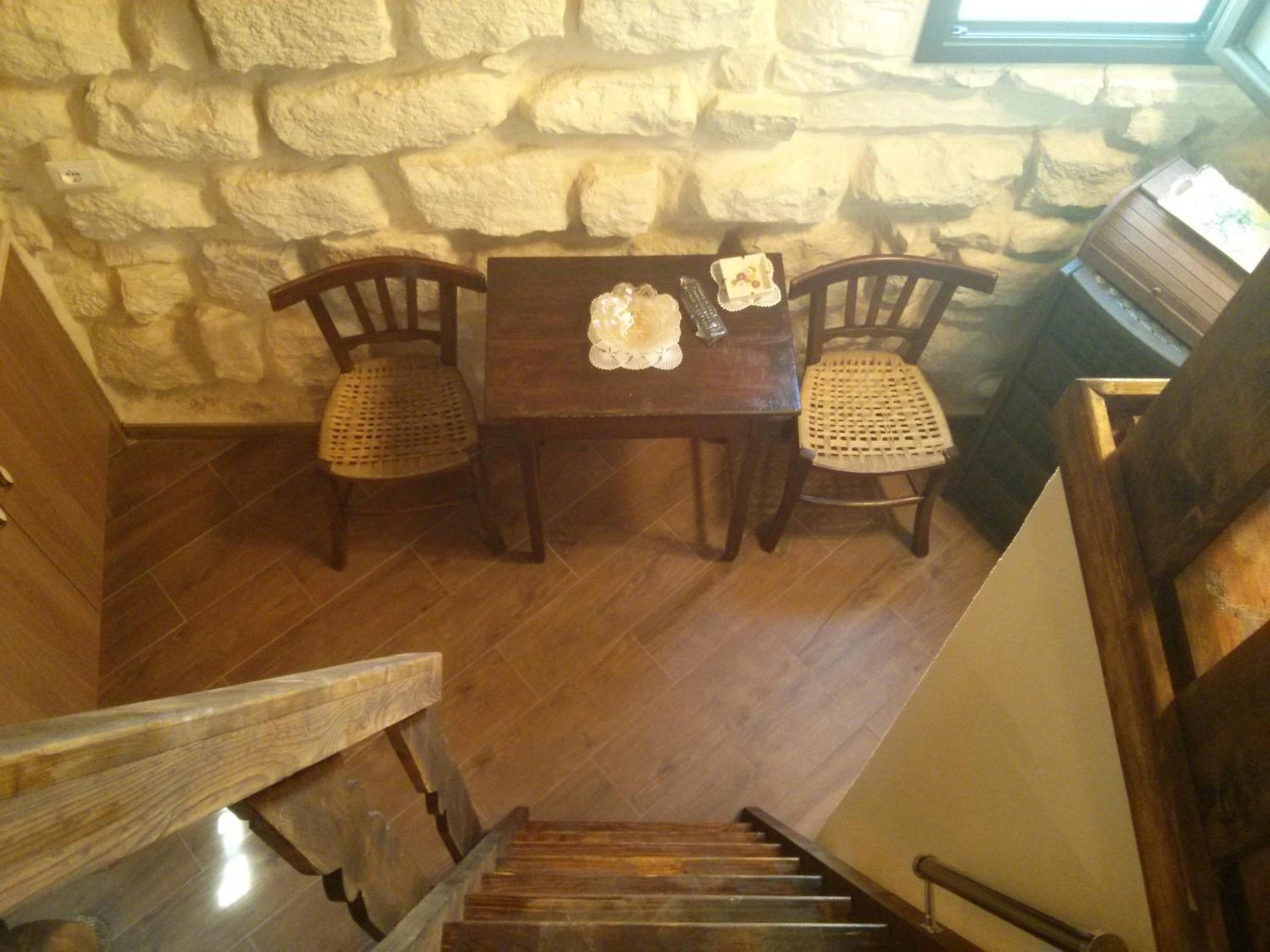 One-Bedroom House - Photo 21