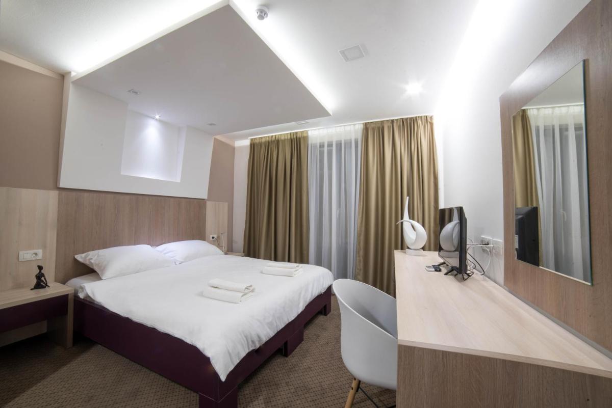 Deluxe Double or Twin Room with Garden View photo 1