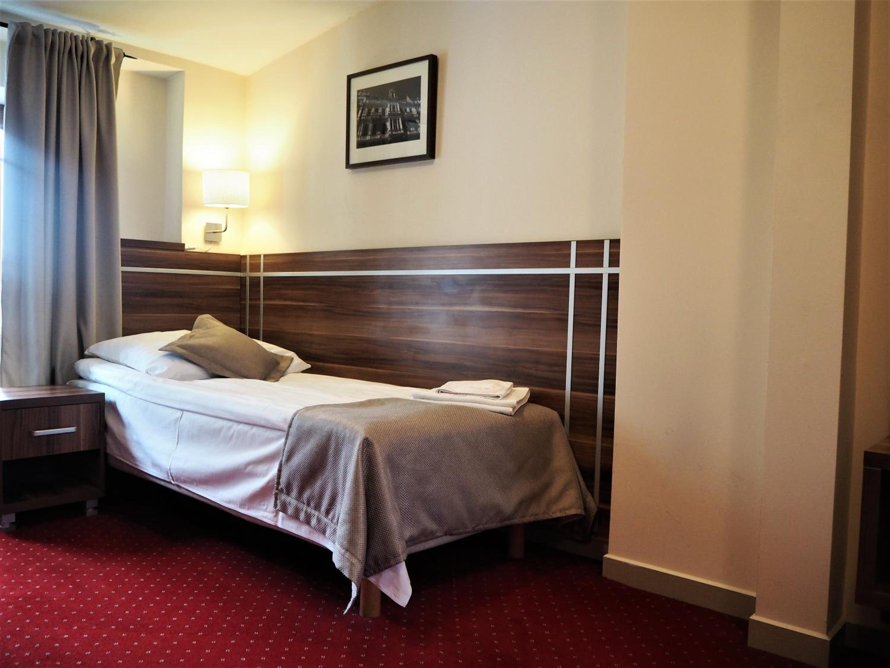 Classic Single Room with Shower photo 1