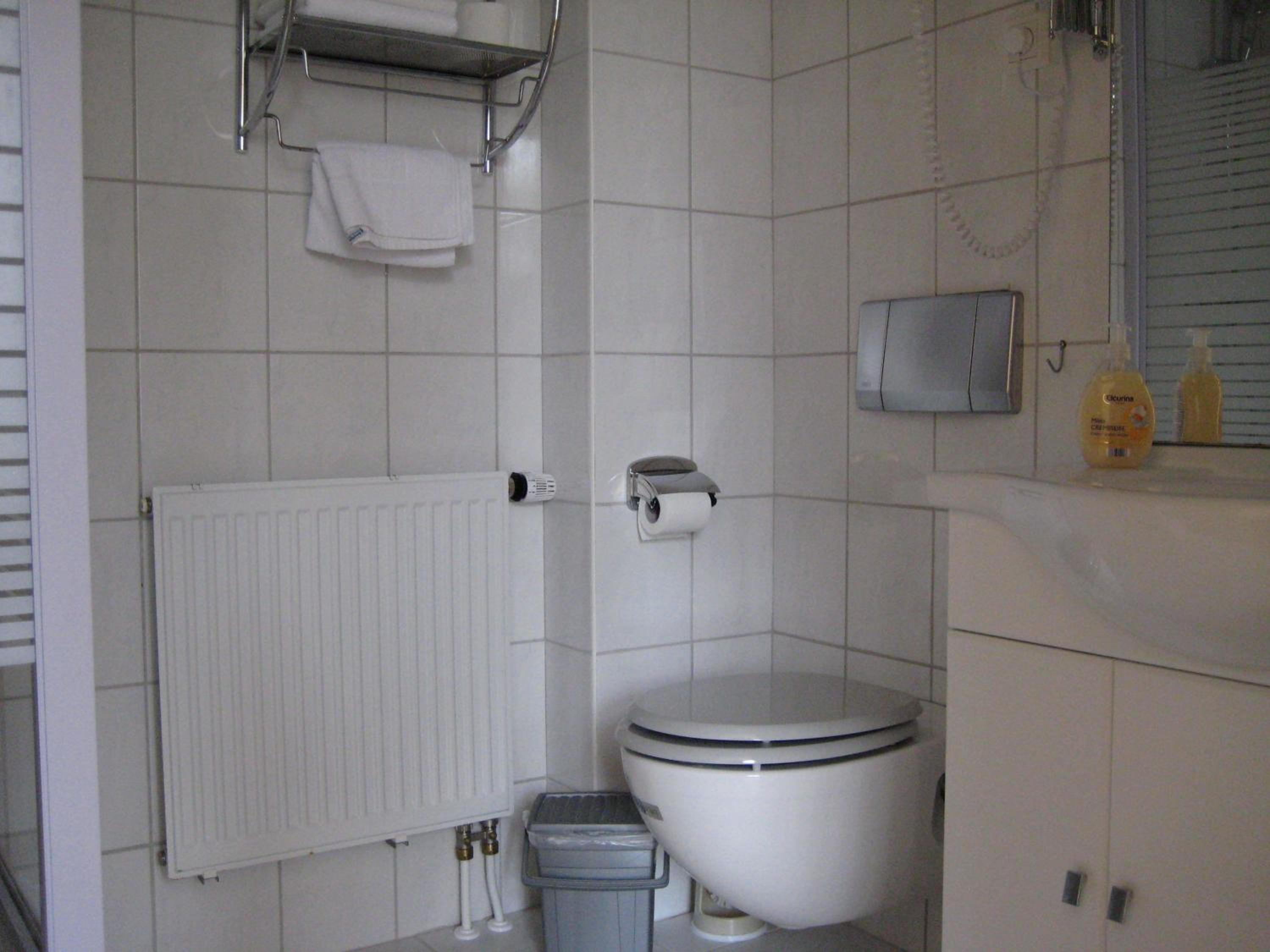 Single Room photo 3
