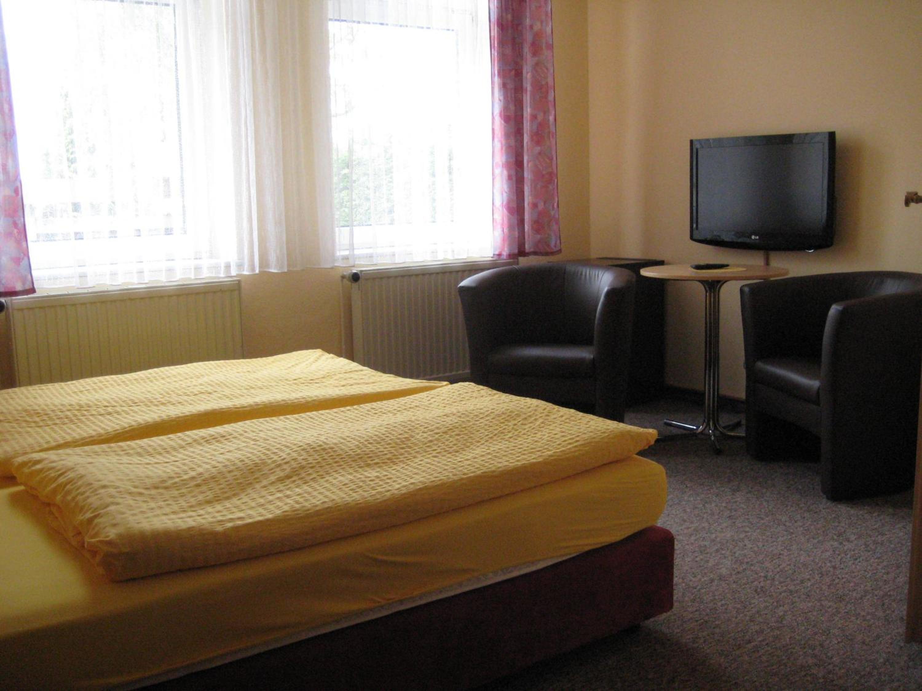 Double or Twin Room photo 1