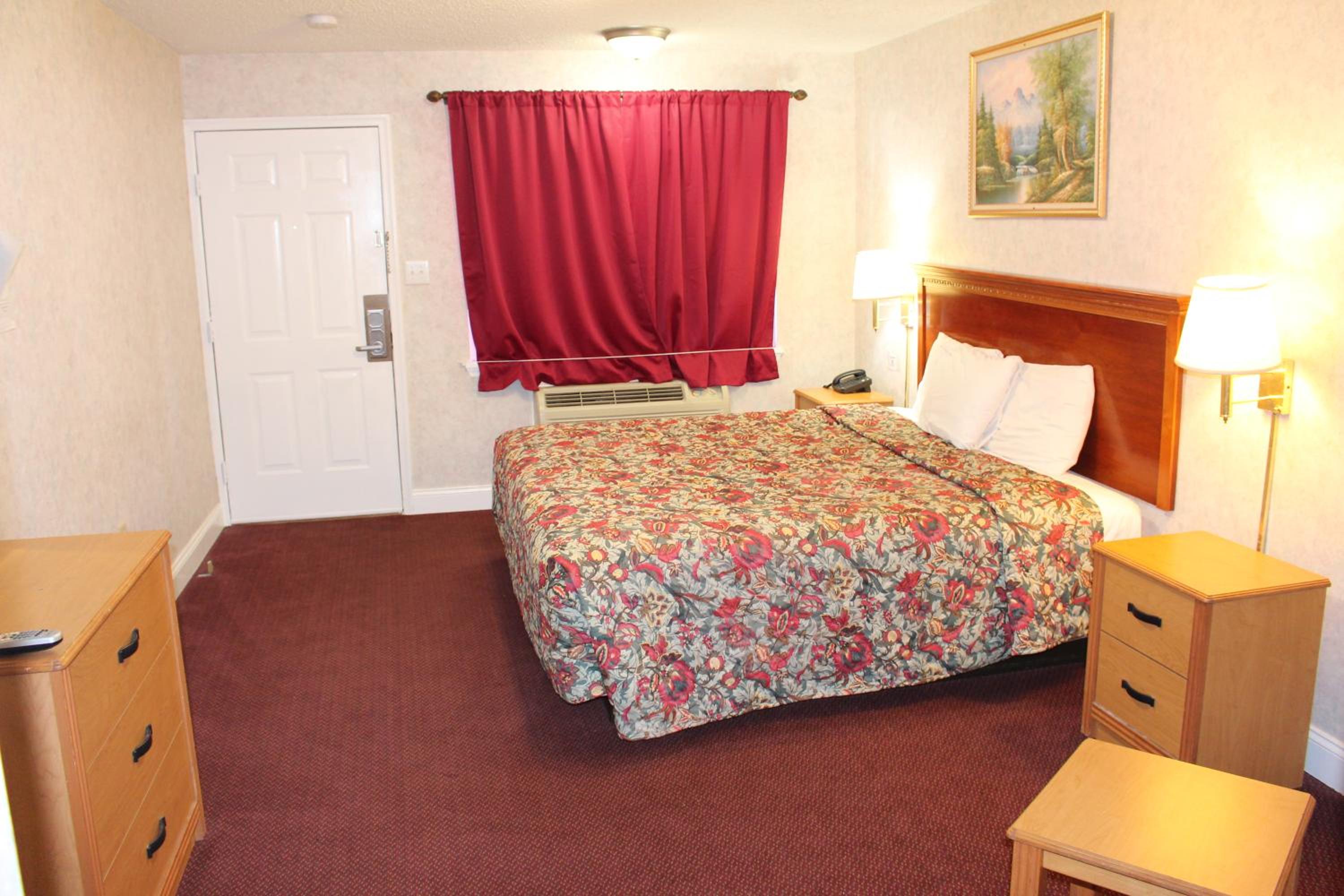 Deluxe King Room - Smoking - Photo 2
