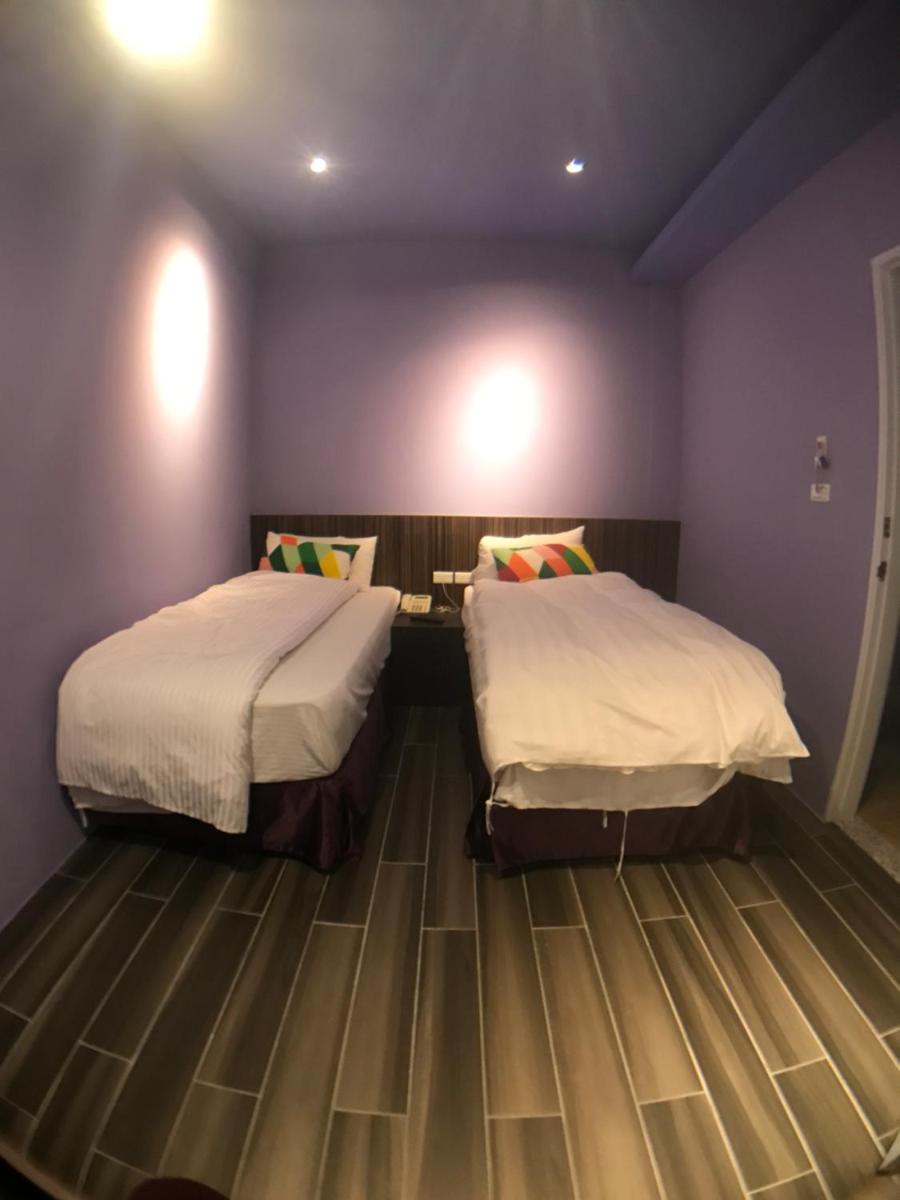 Budget Twin Room photo 3