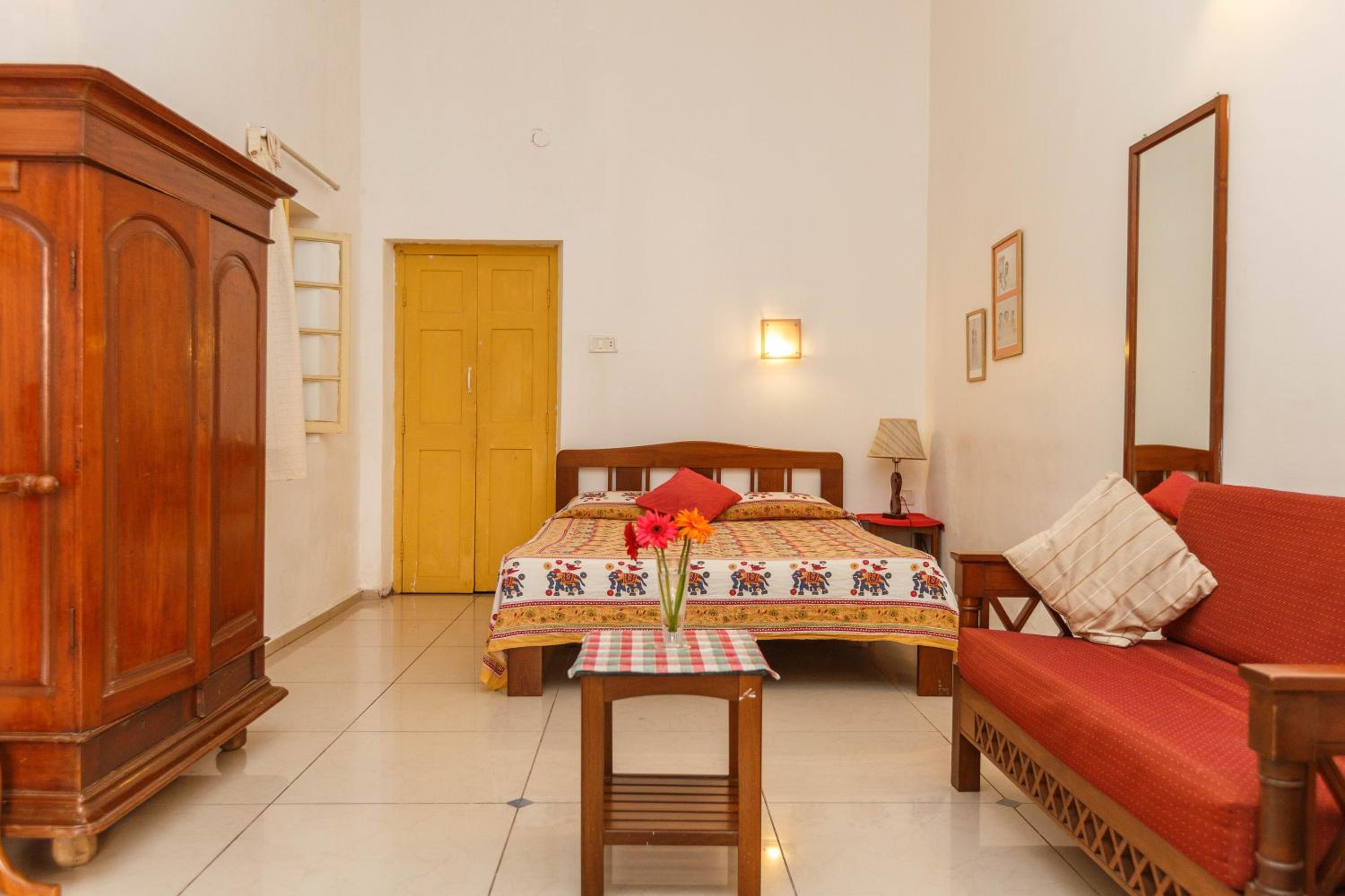 Deluxe Room - Photo 14