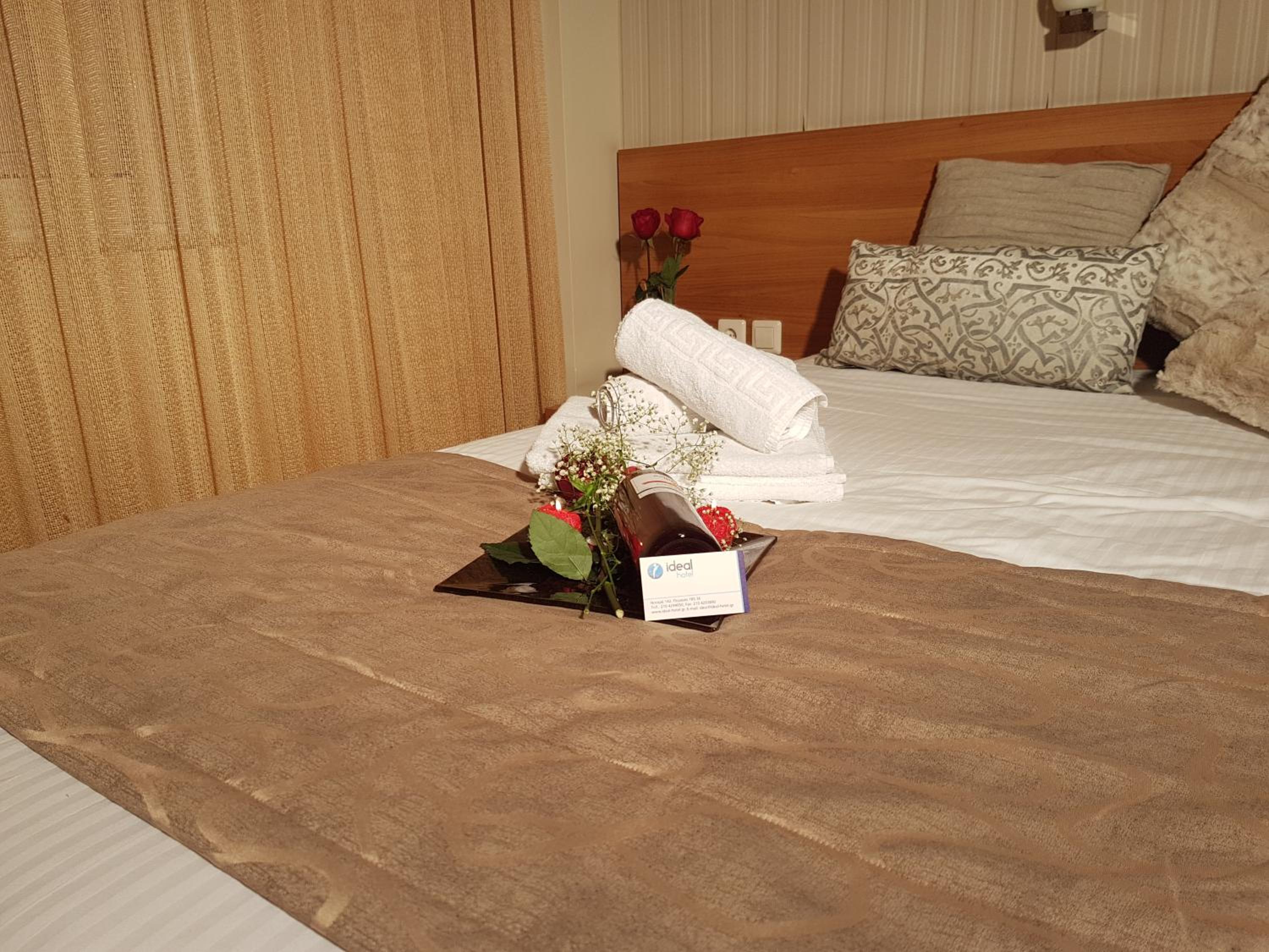 Double or Twin Room - Photo 8