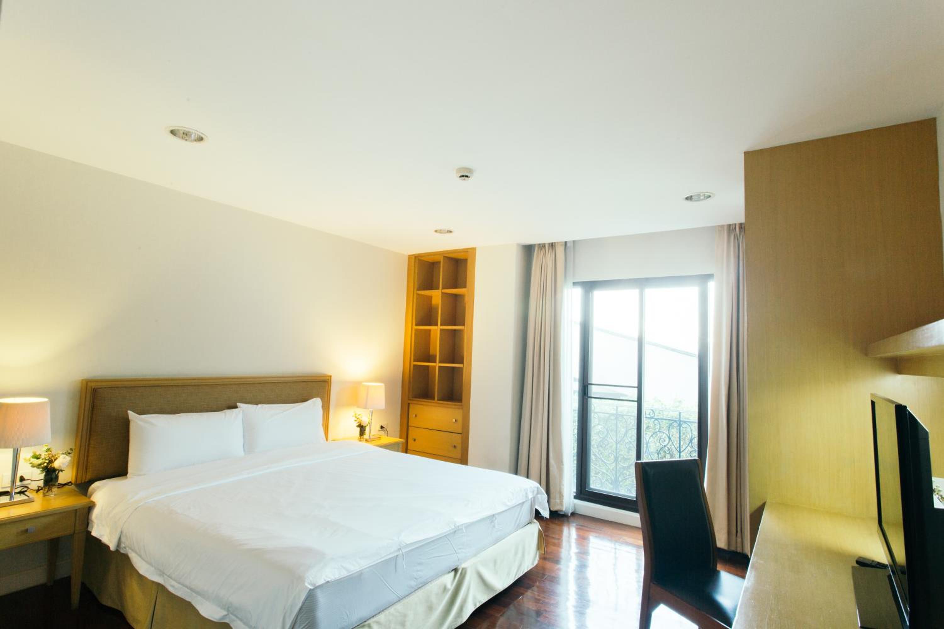 Four-Bedroom Suite photo 2