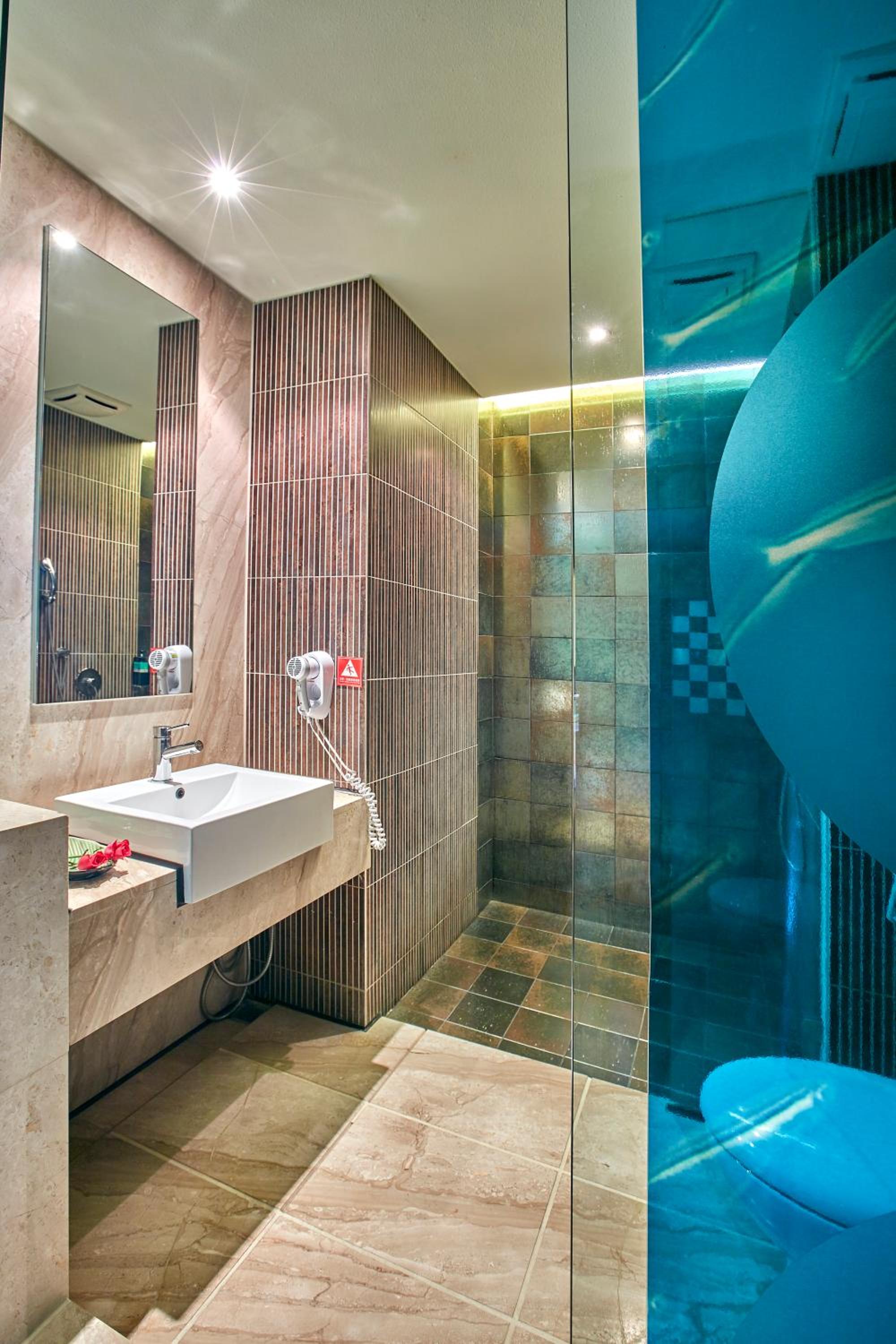 Deluxe Business Suite photo 3