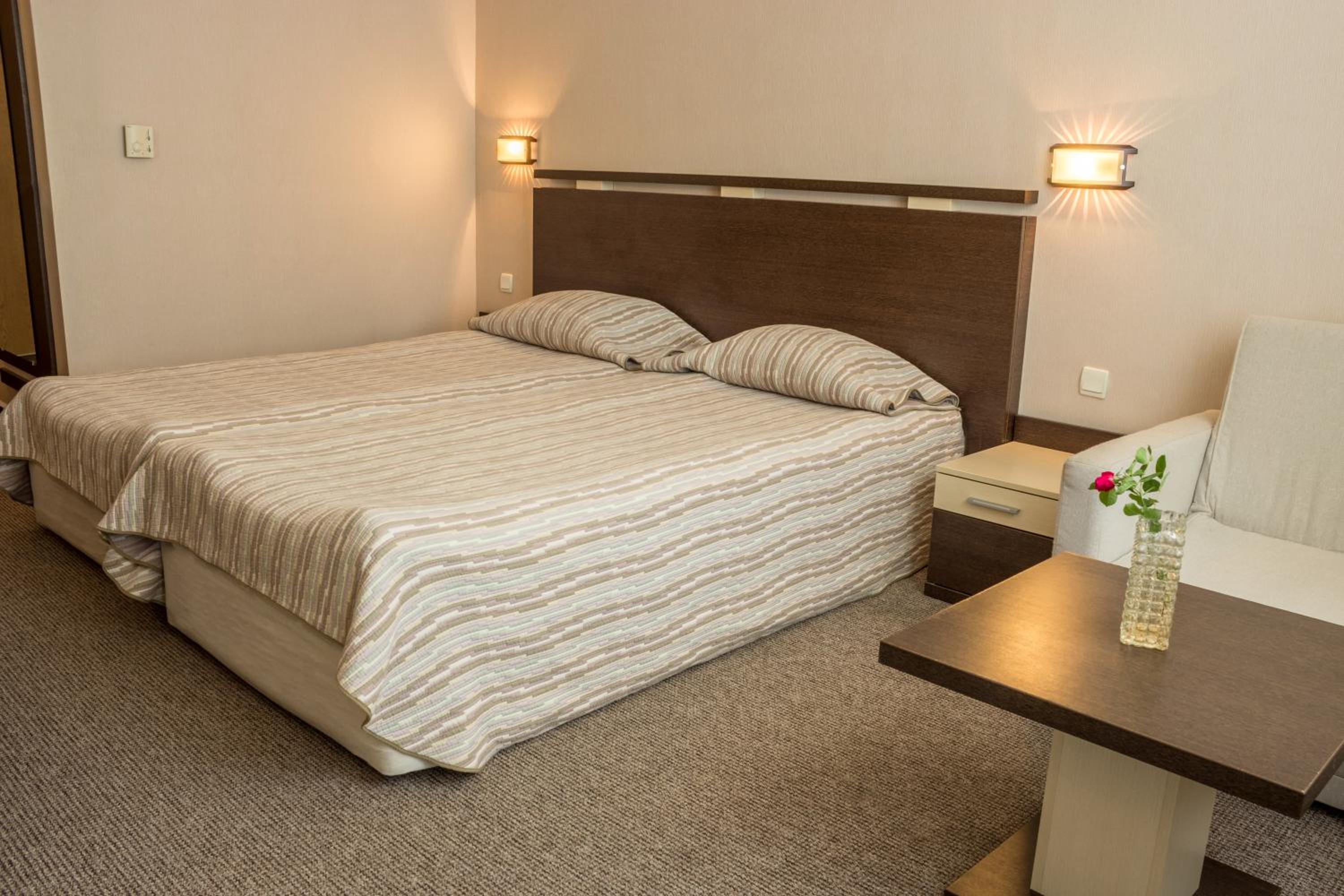Superior Twin Room photo 2