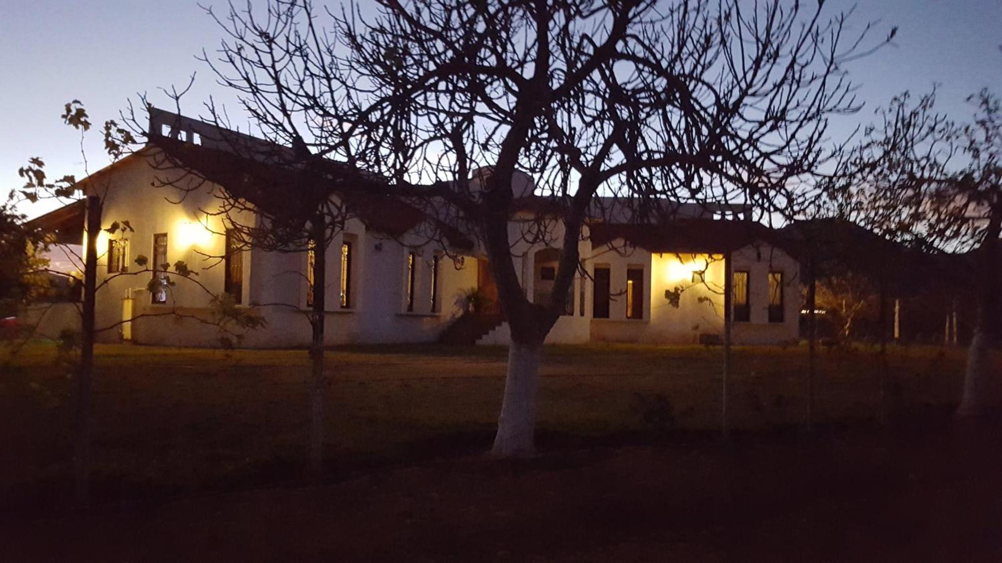 Villa with Private Pool - Photo 7