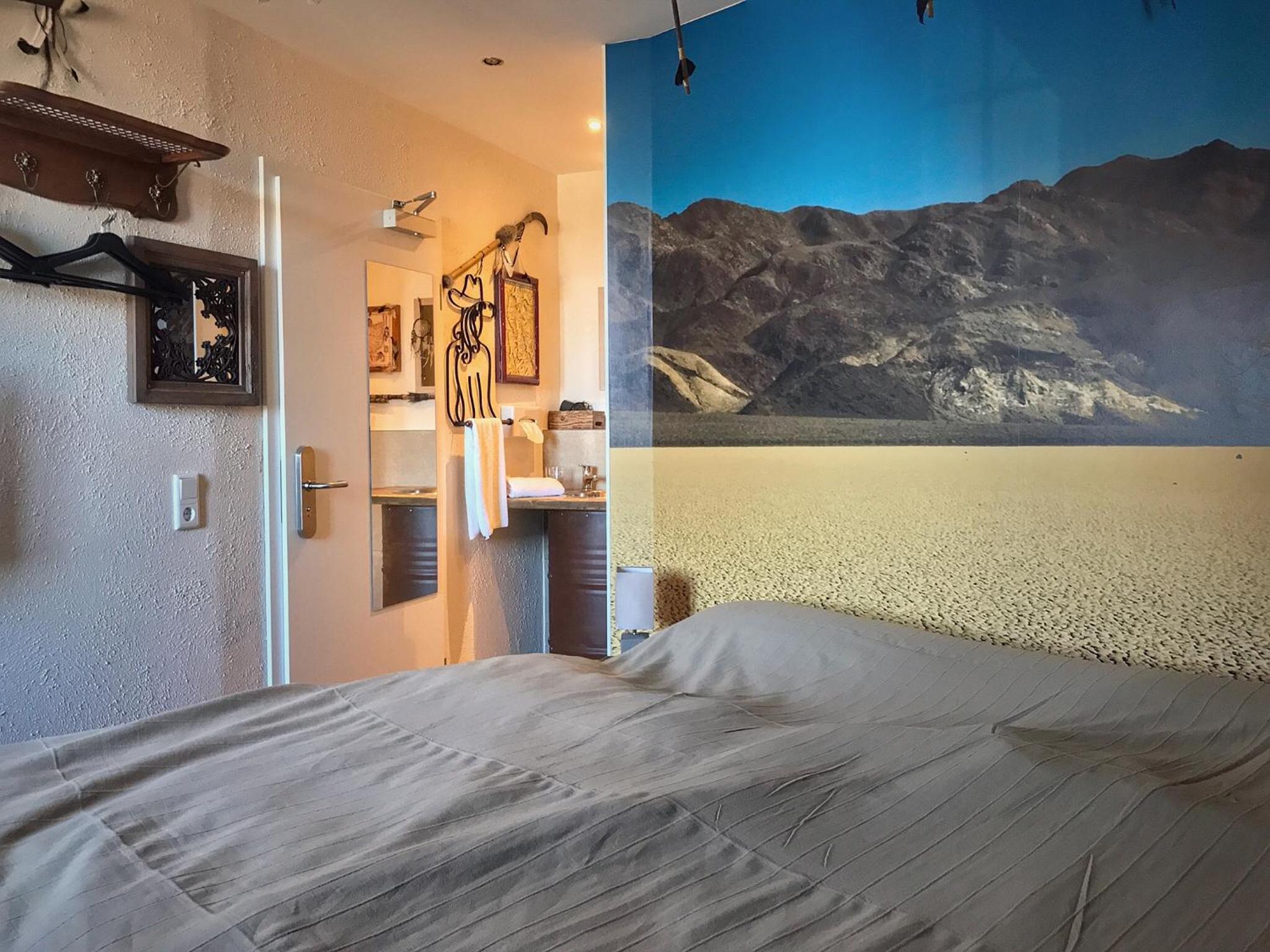 Budget Double Room photo 1