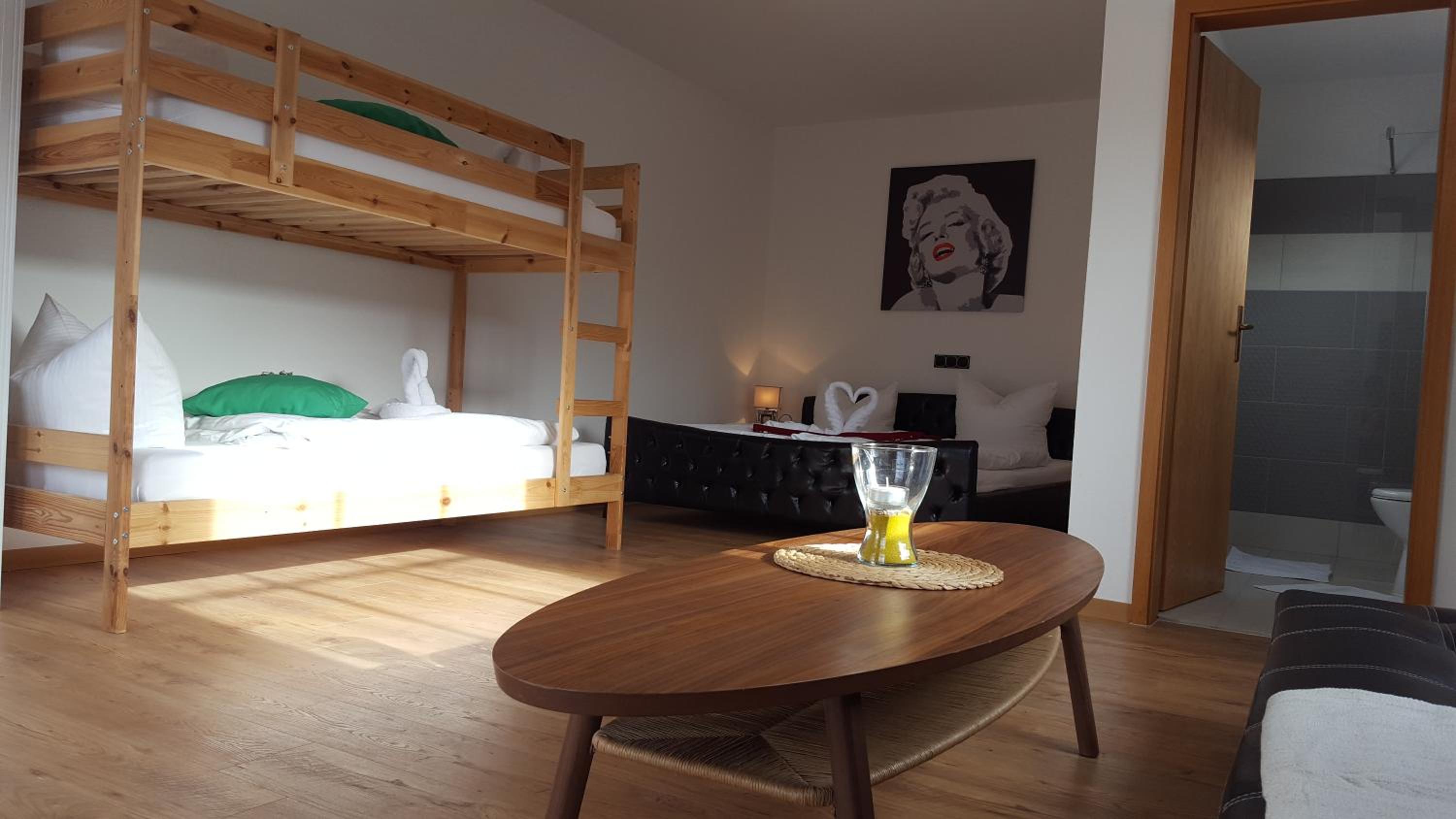 Quadruple Room - Photo 6