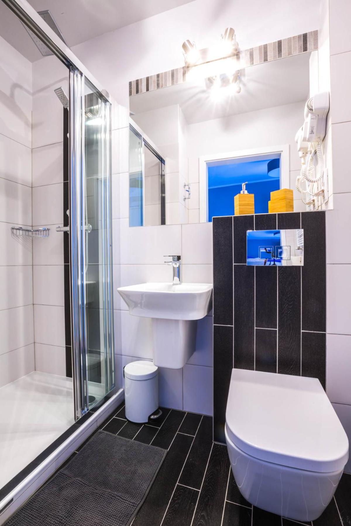Deluxe Single Room photo 2