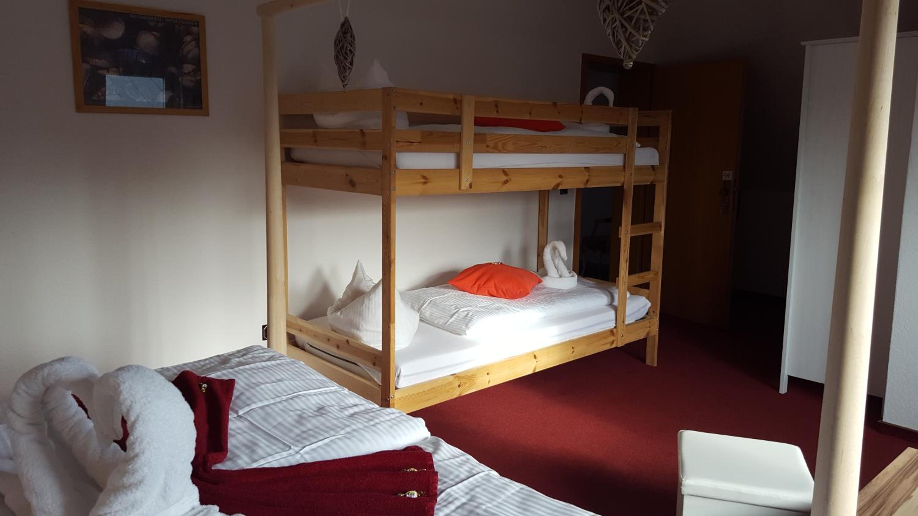 Quadruple Room - Photo 14